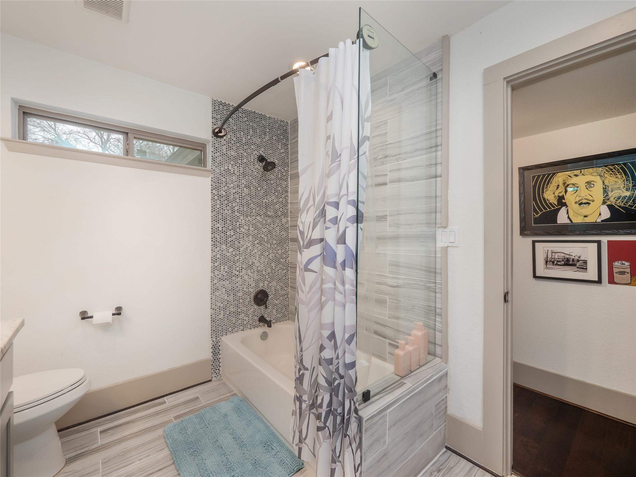 Image 22 of 37 For 5701 Avenue G