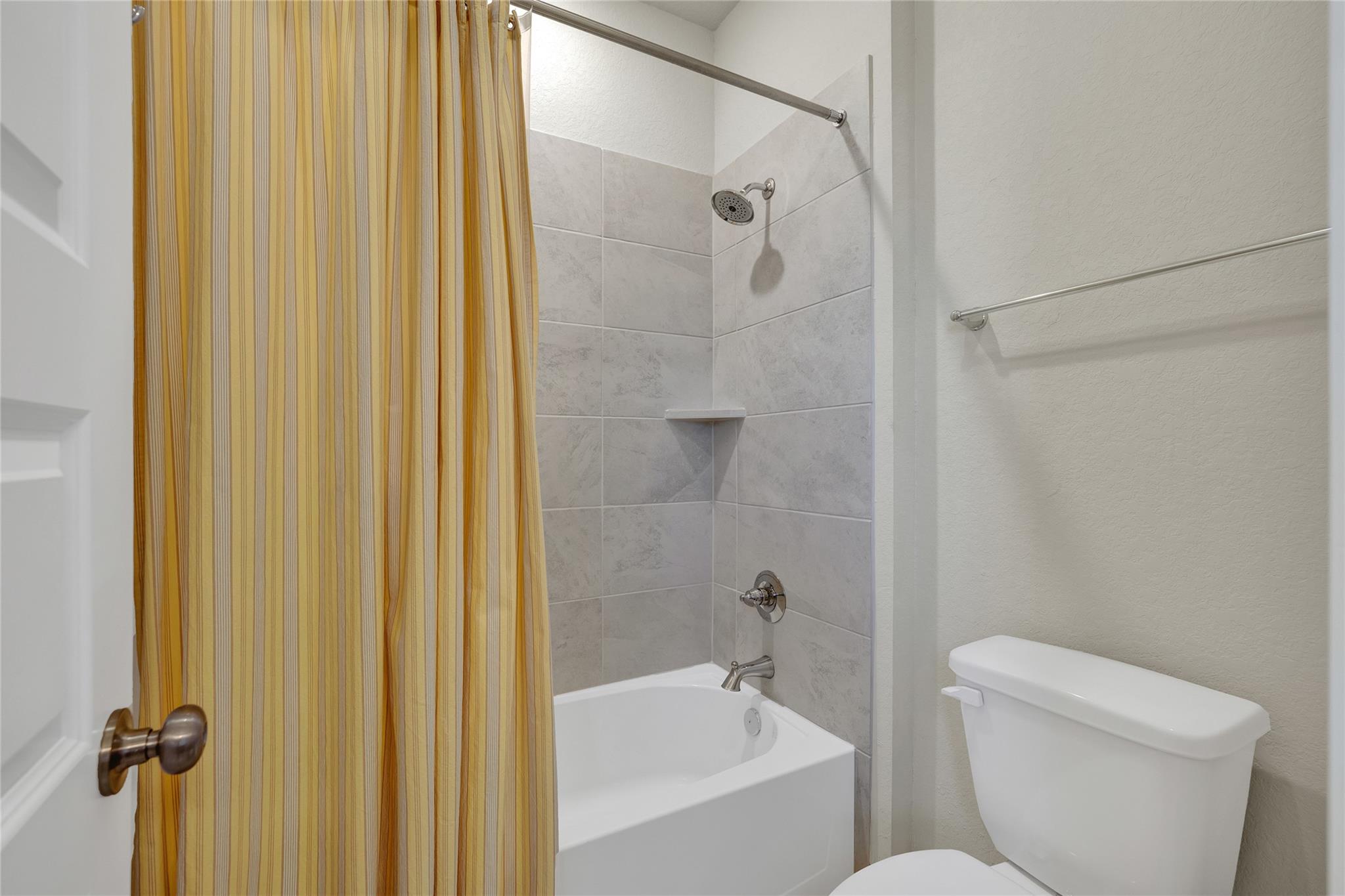 Image 29 of 40 For 15418 Ivory Hills Hls