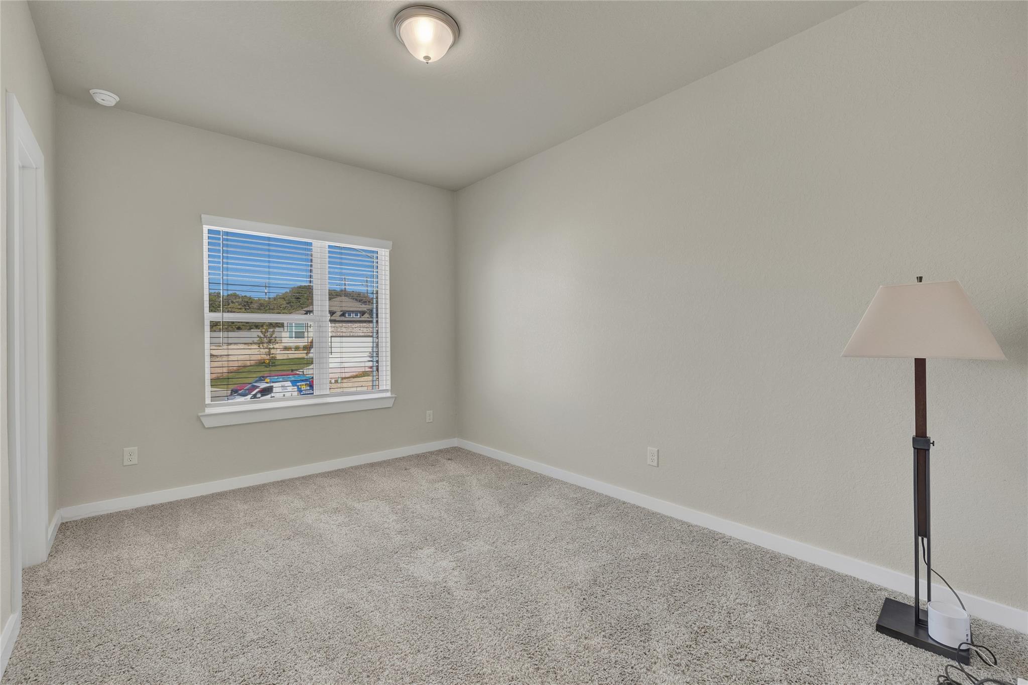 Image 32 of 40 For 15418 Ivory Hills Hls