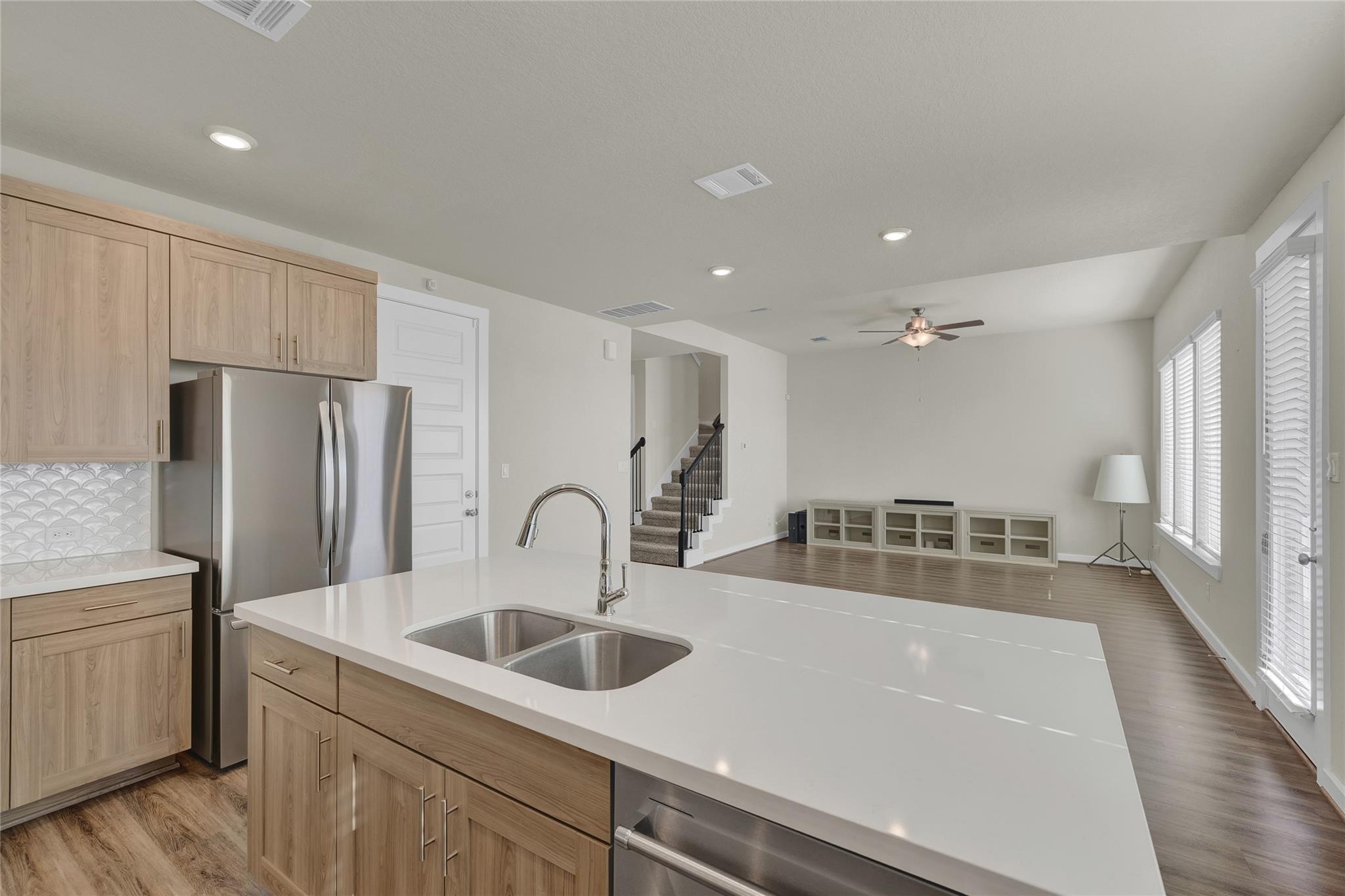 Image 9 of 40 For 15418 Ivory Hills Hls