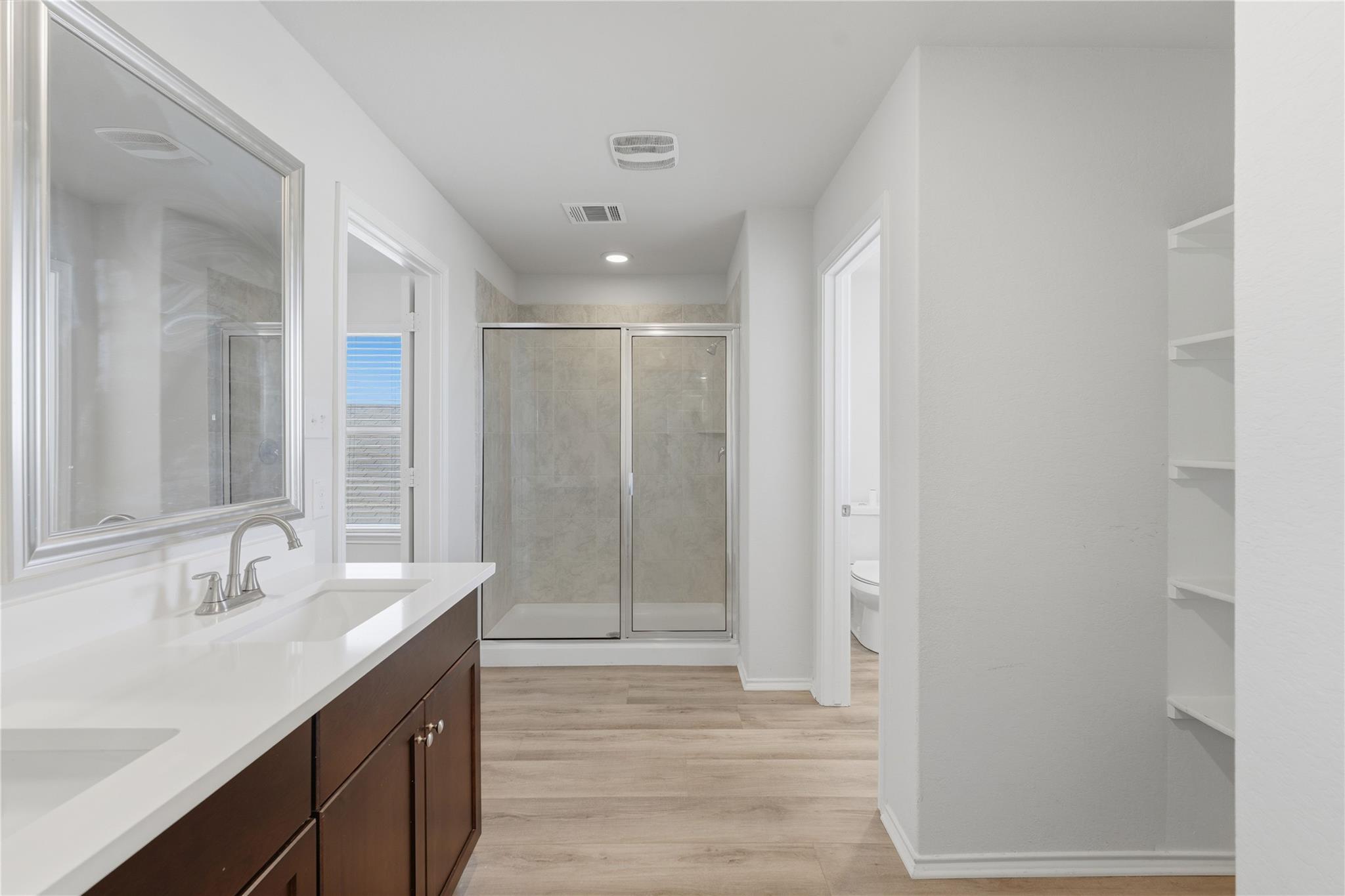 Image 20 of 39 For 2946 Wolfcreek Dr