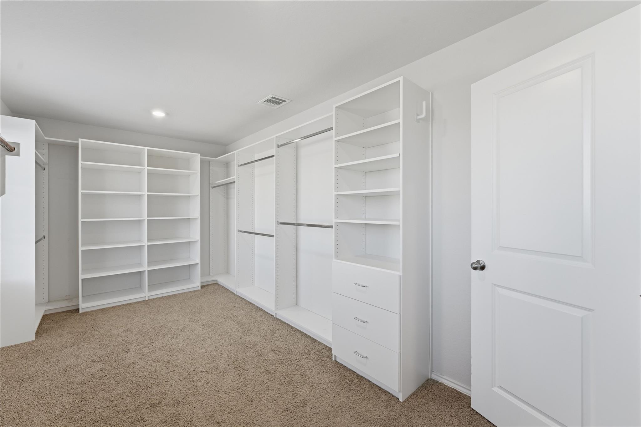 Image 22 of 39 For 2946 Wolfcreek Dr