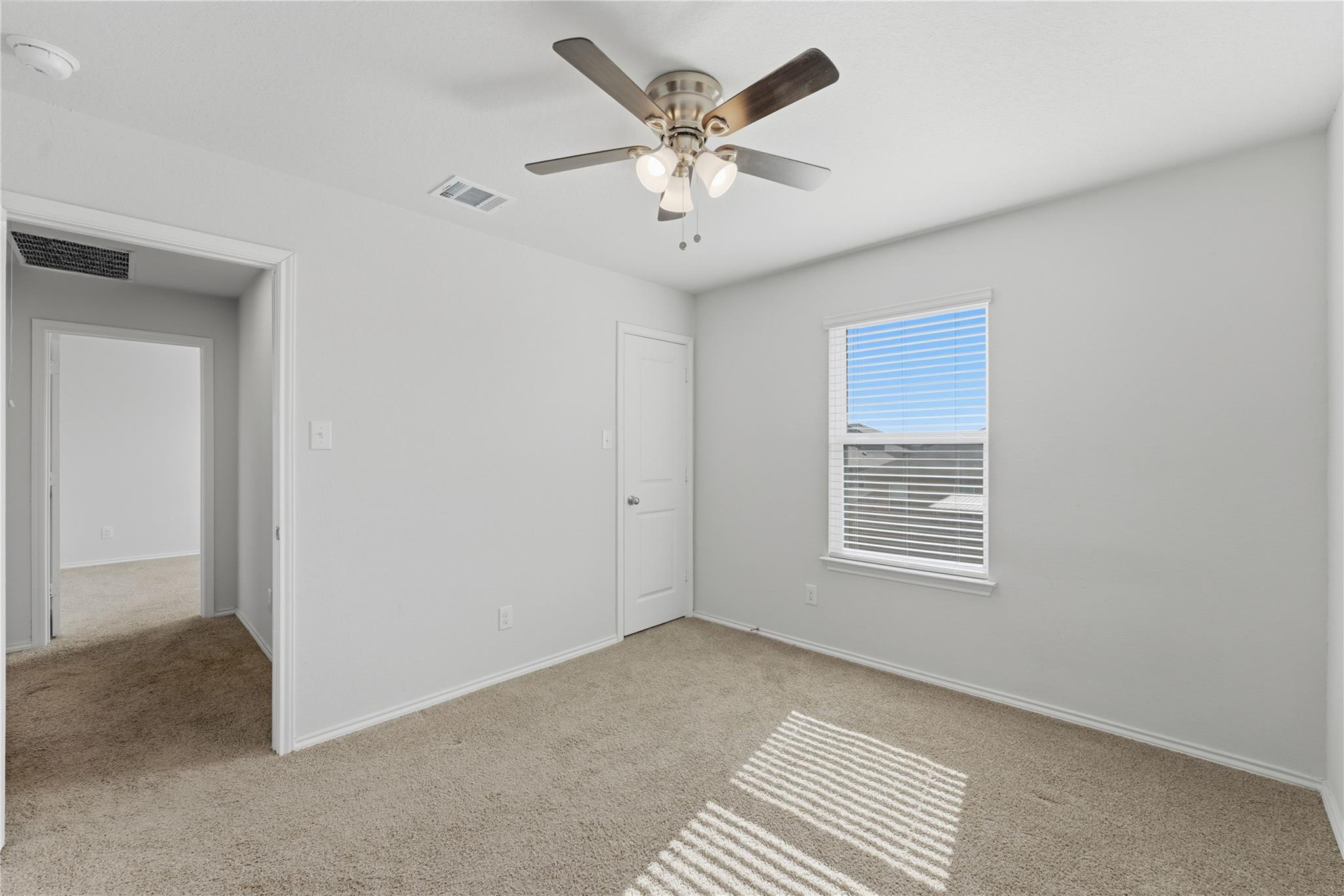 Image 24 of 39 For 2946 Wolfcreek Dr