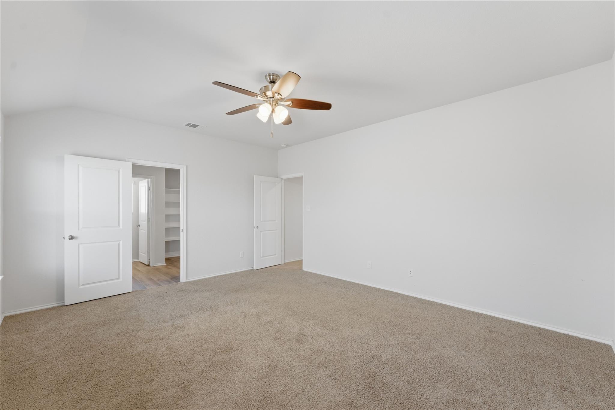 Image 28 of 39 For 2946 Wolfcreek Dr