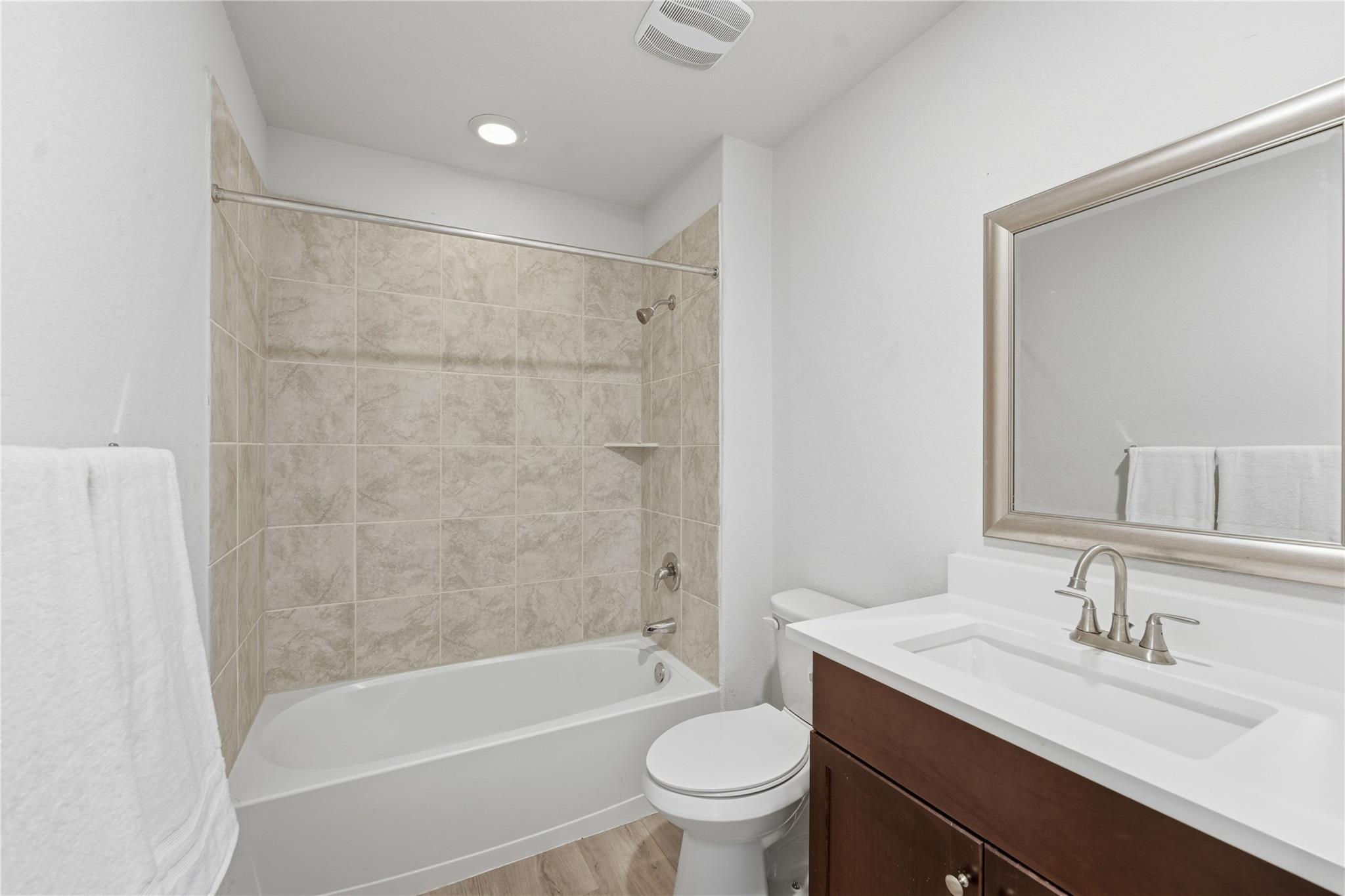 Image 35 of 39 For 2946 Wolfcreek Dr