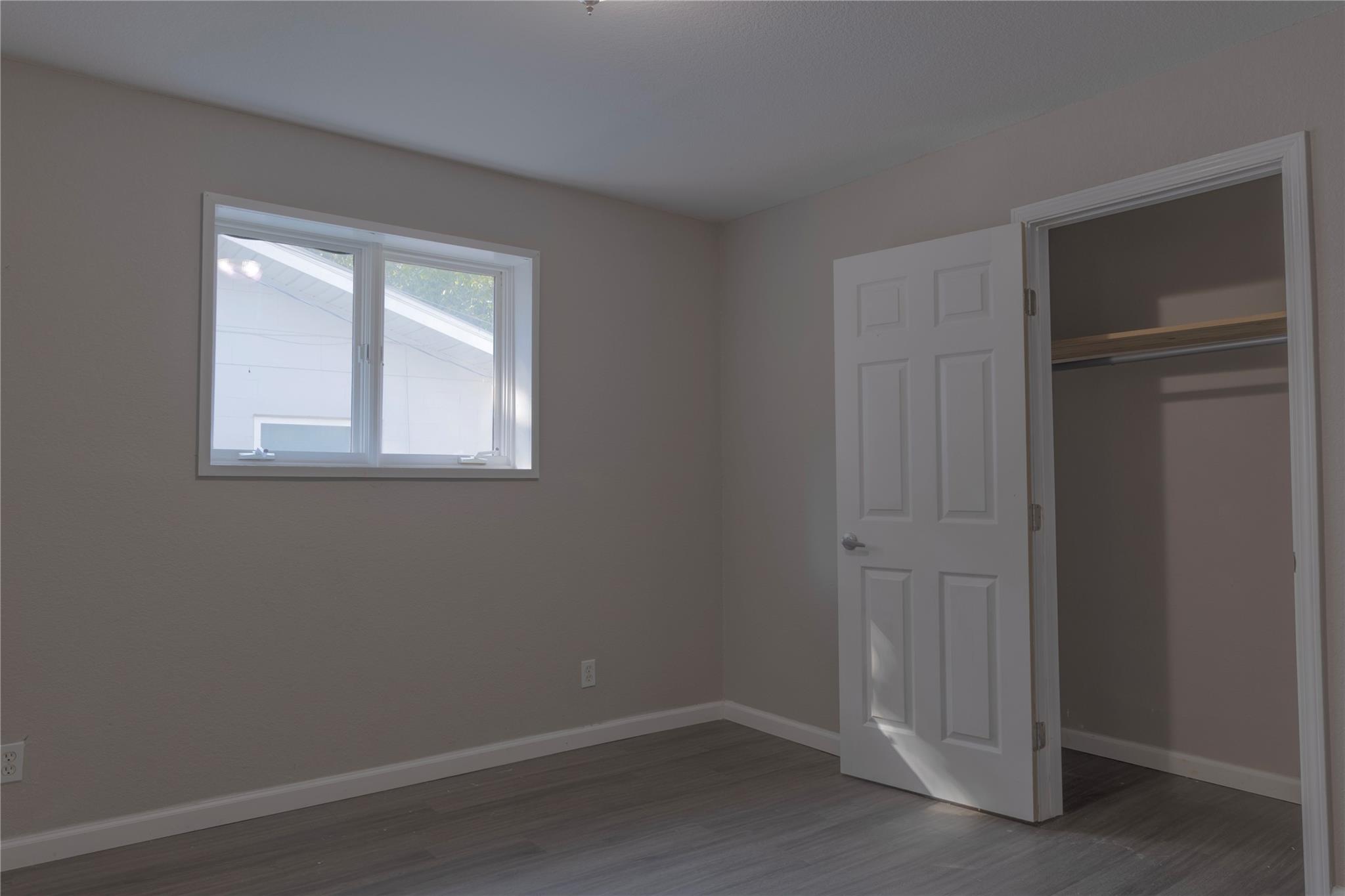 Image 11 of 26 For 120 Erskine Ferry Rd