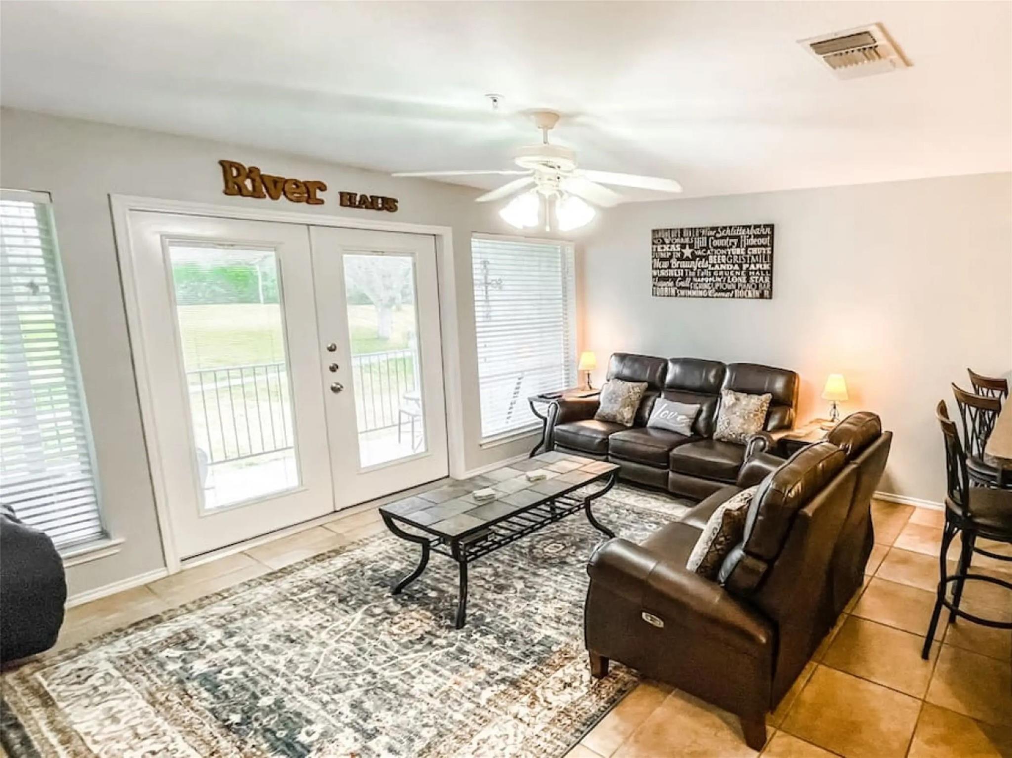 Image 3 of 21 For 730 Mather St