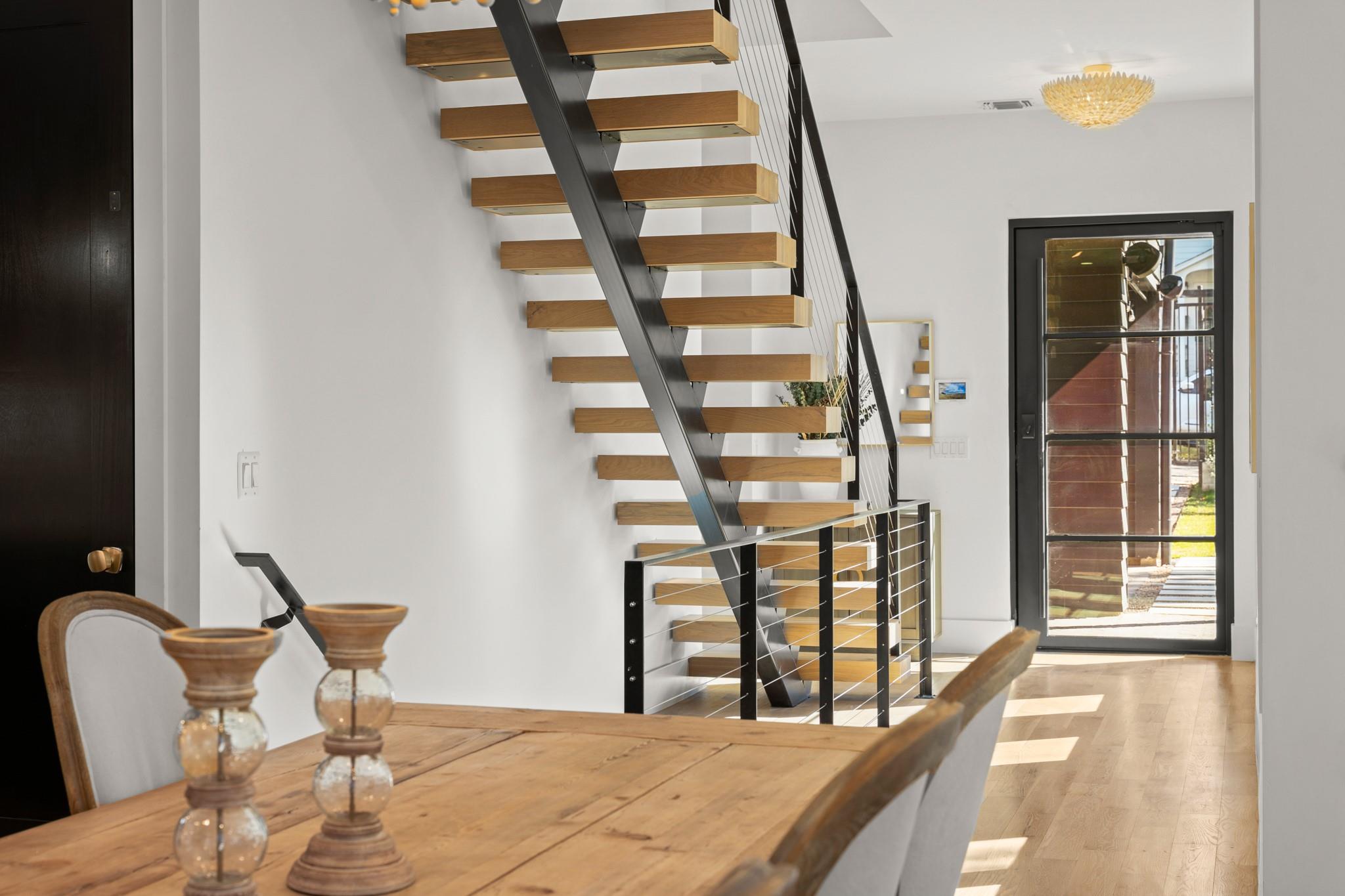 Image 14 of 39 For 802 Pressler St