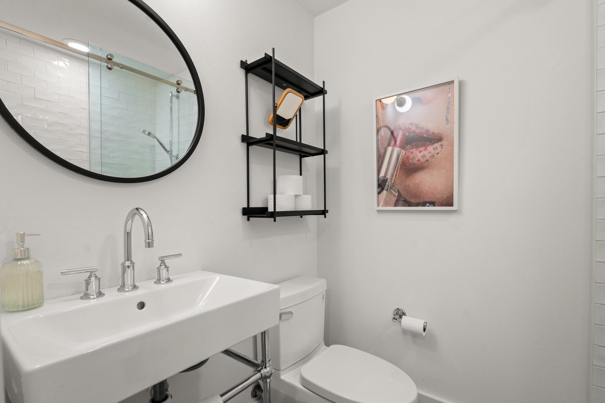 Image 37 of 39 For 802 Pressler St