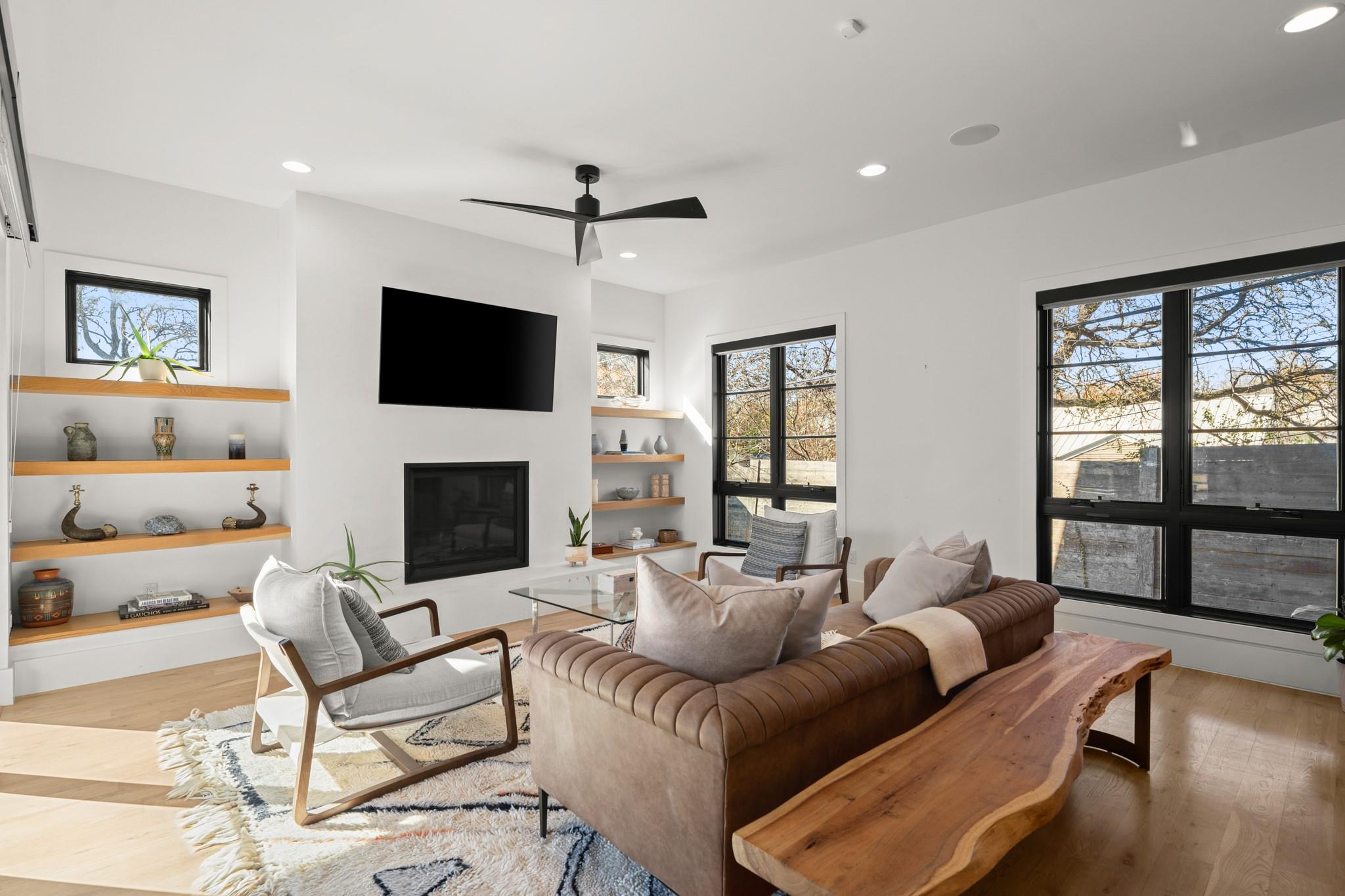 Image 6 of 39 For 802 Pressler St