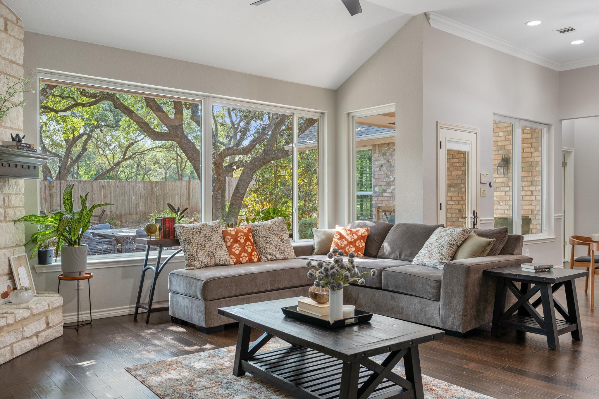 Image 16 of 40 For 1005 Cedar Crest Cv