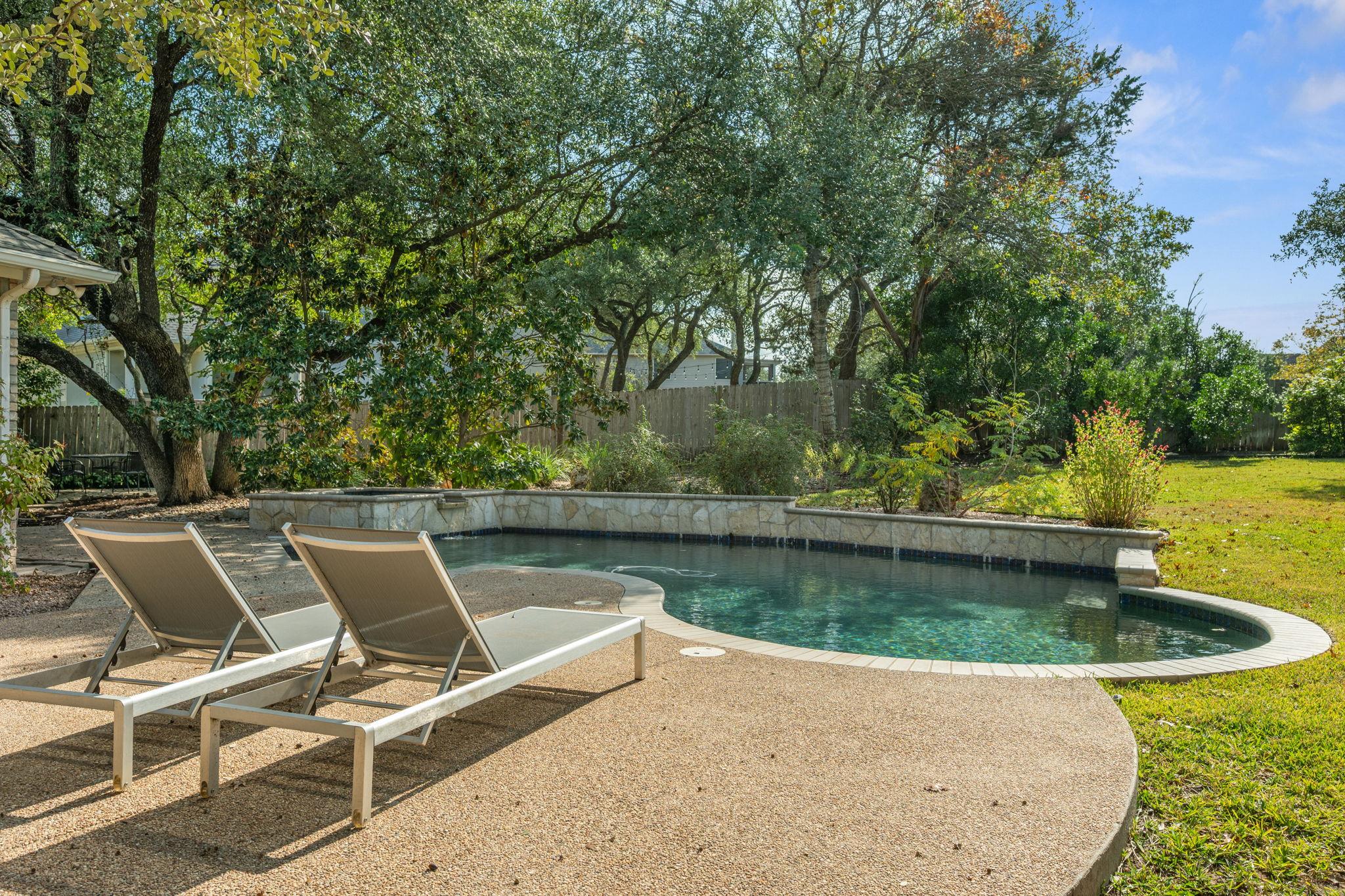 Image 34 of 40 For 1005 Cedar Crest Cv