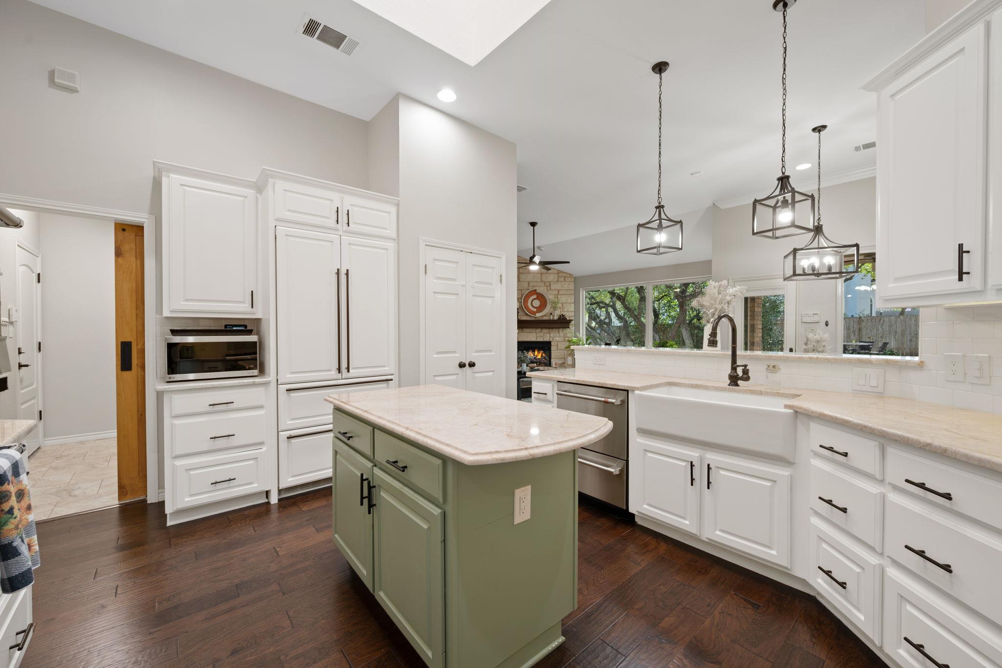 Image 9 of 40 For 1005 Cedar Crest Cv