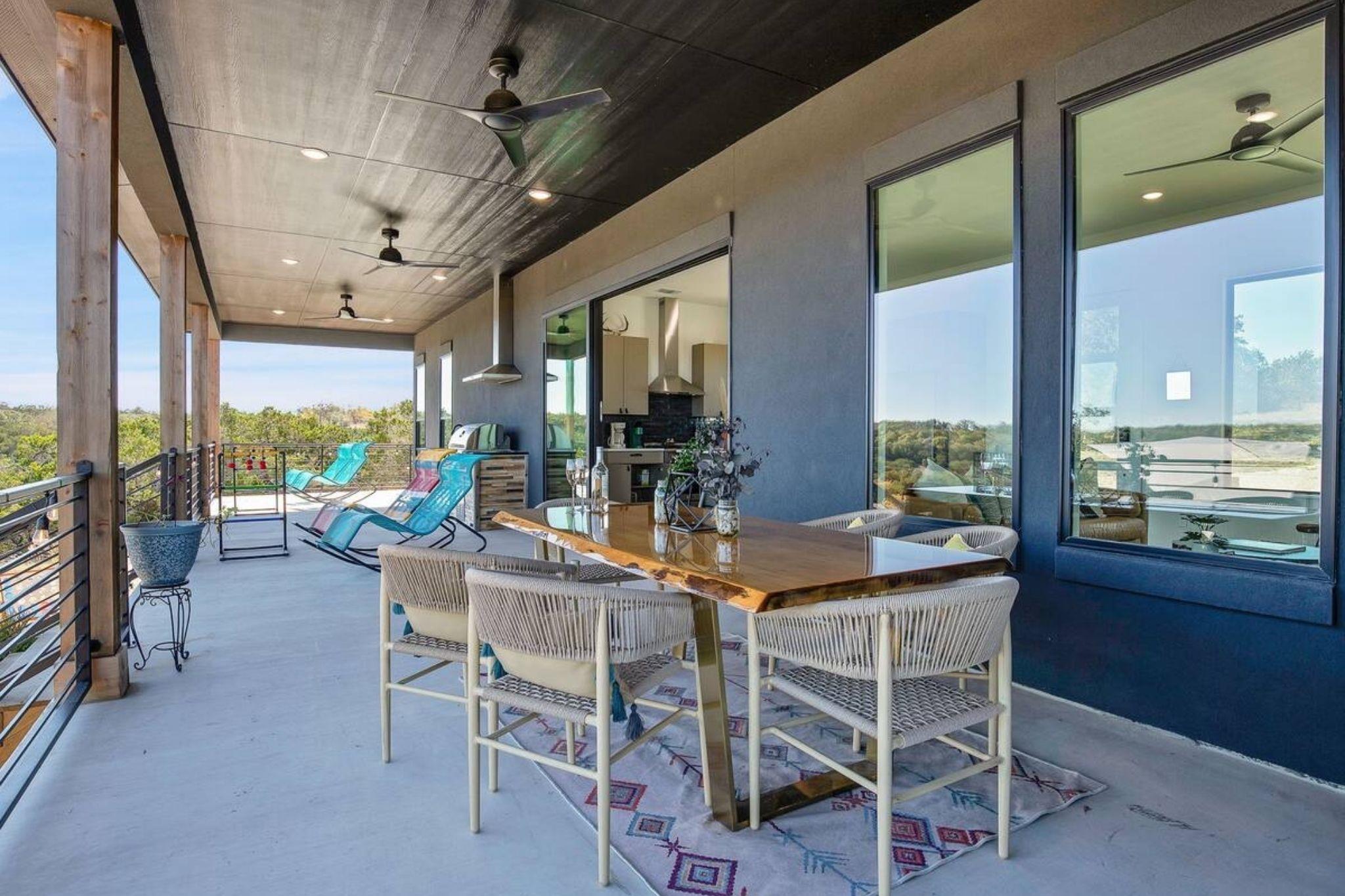 Image 11 of 40 For 11 Sacramento