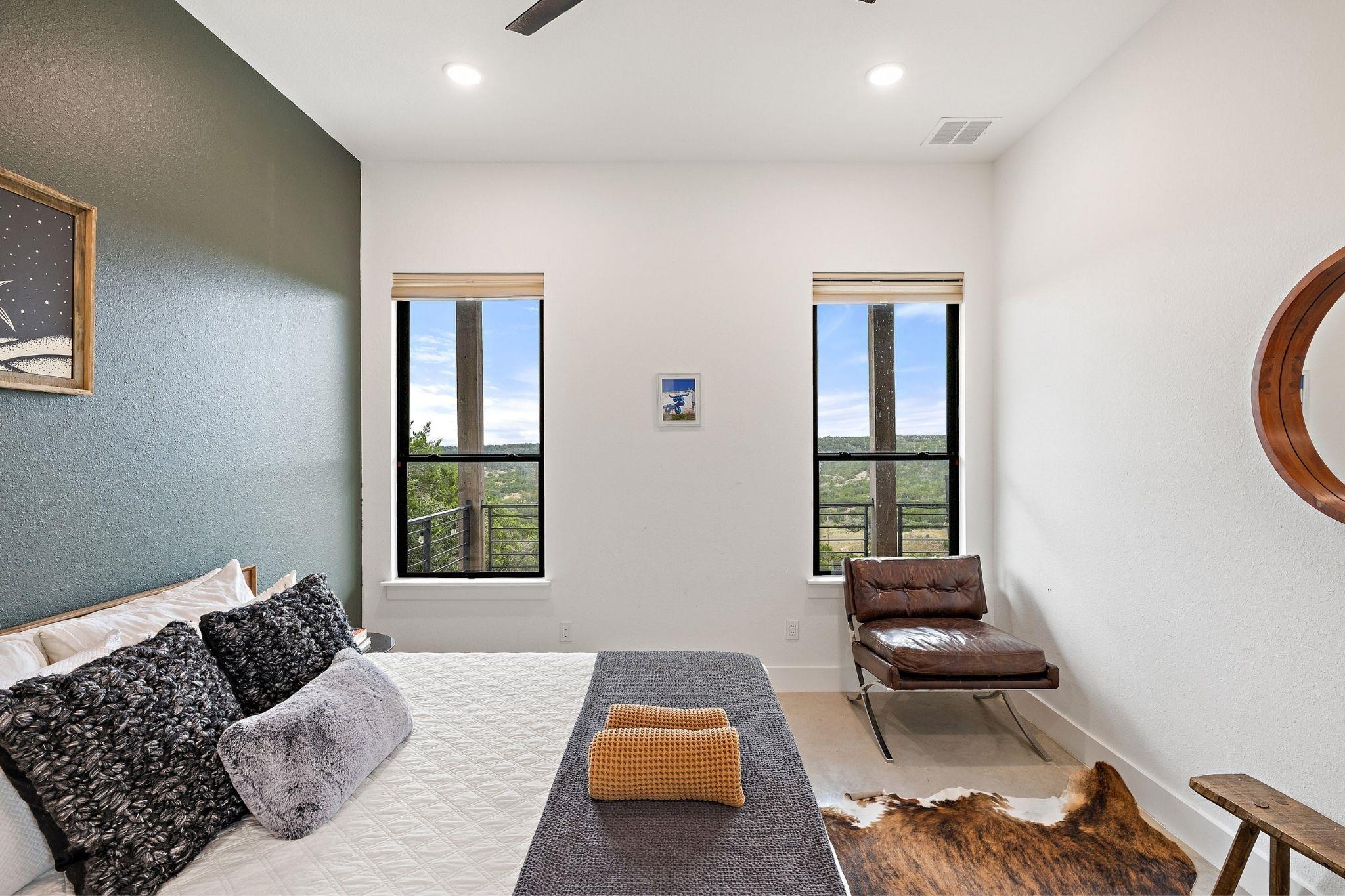 Image 23 of 40 For 11 Sacramento