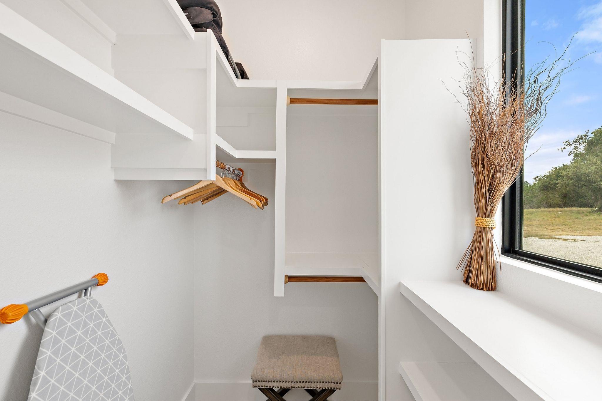 Image 28 of 40 For 11 Sacramento