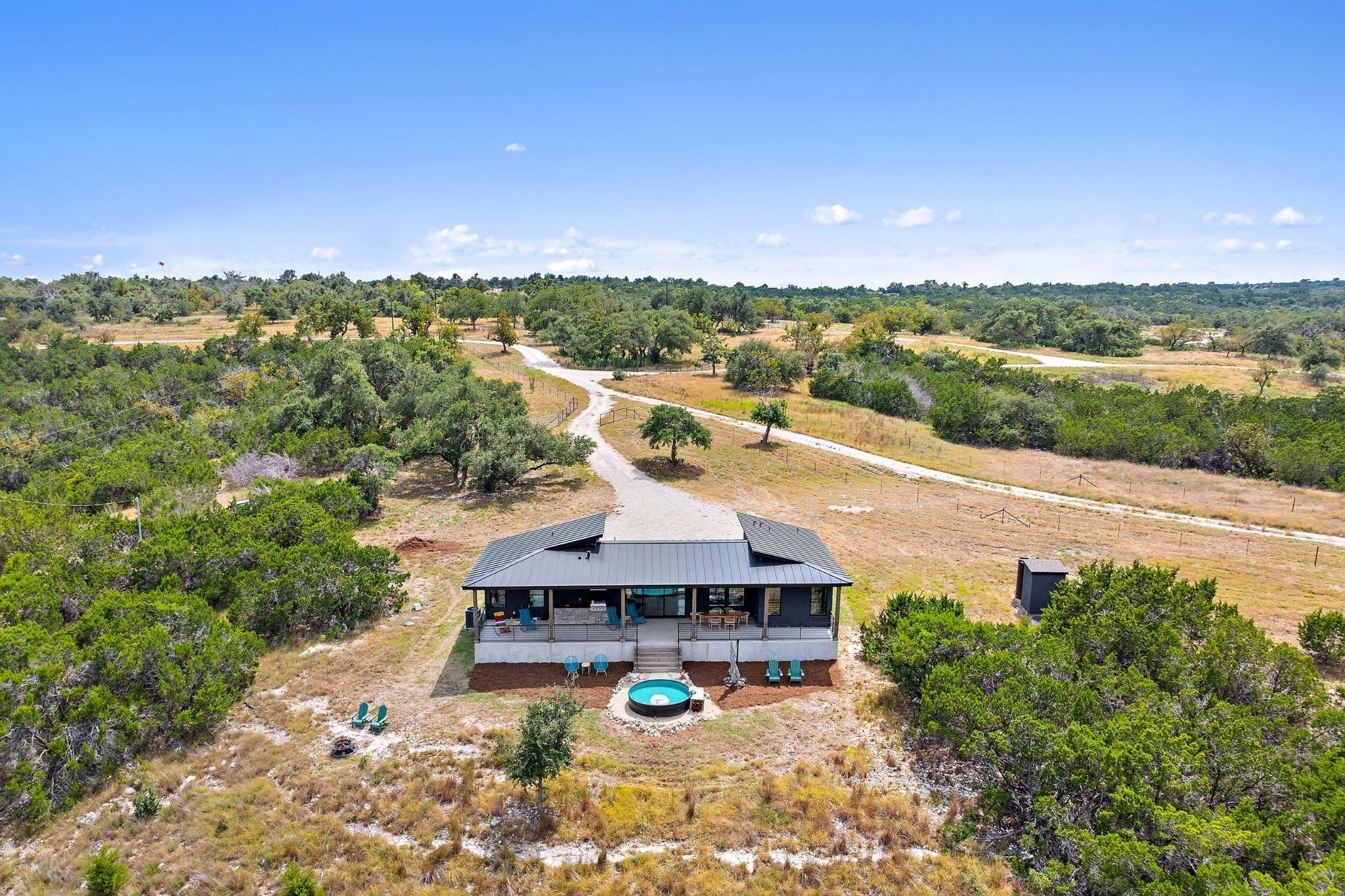 Image 3 of 40 For 11 Sacramento