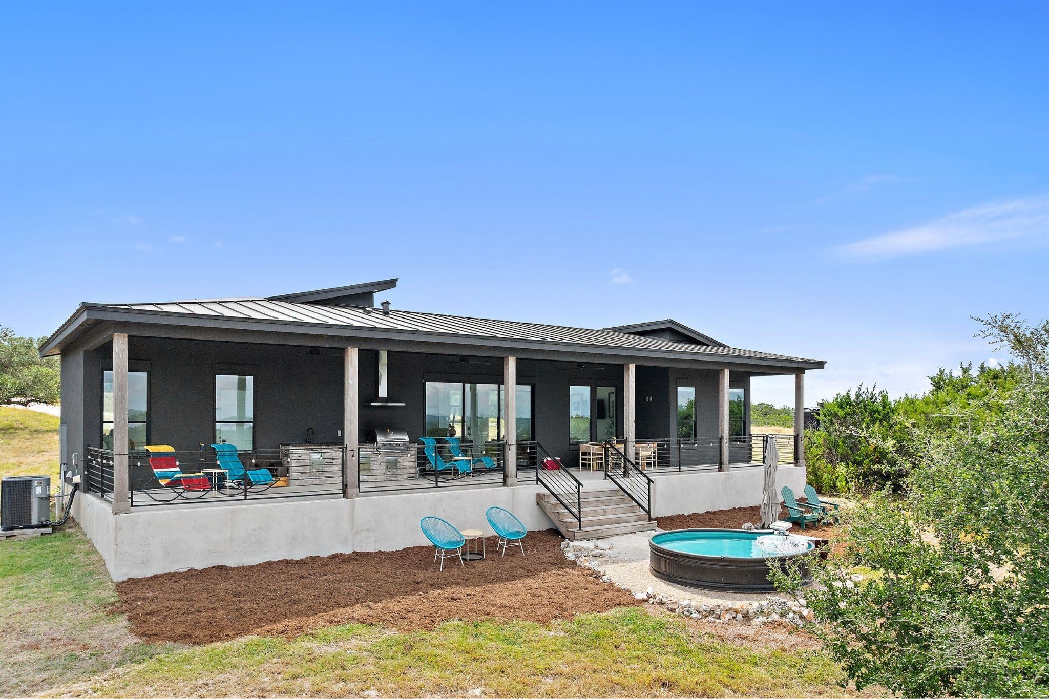 Image 33 of 40 For 11 Sacramento