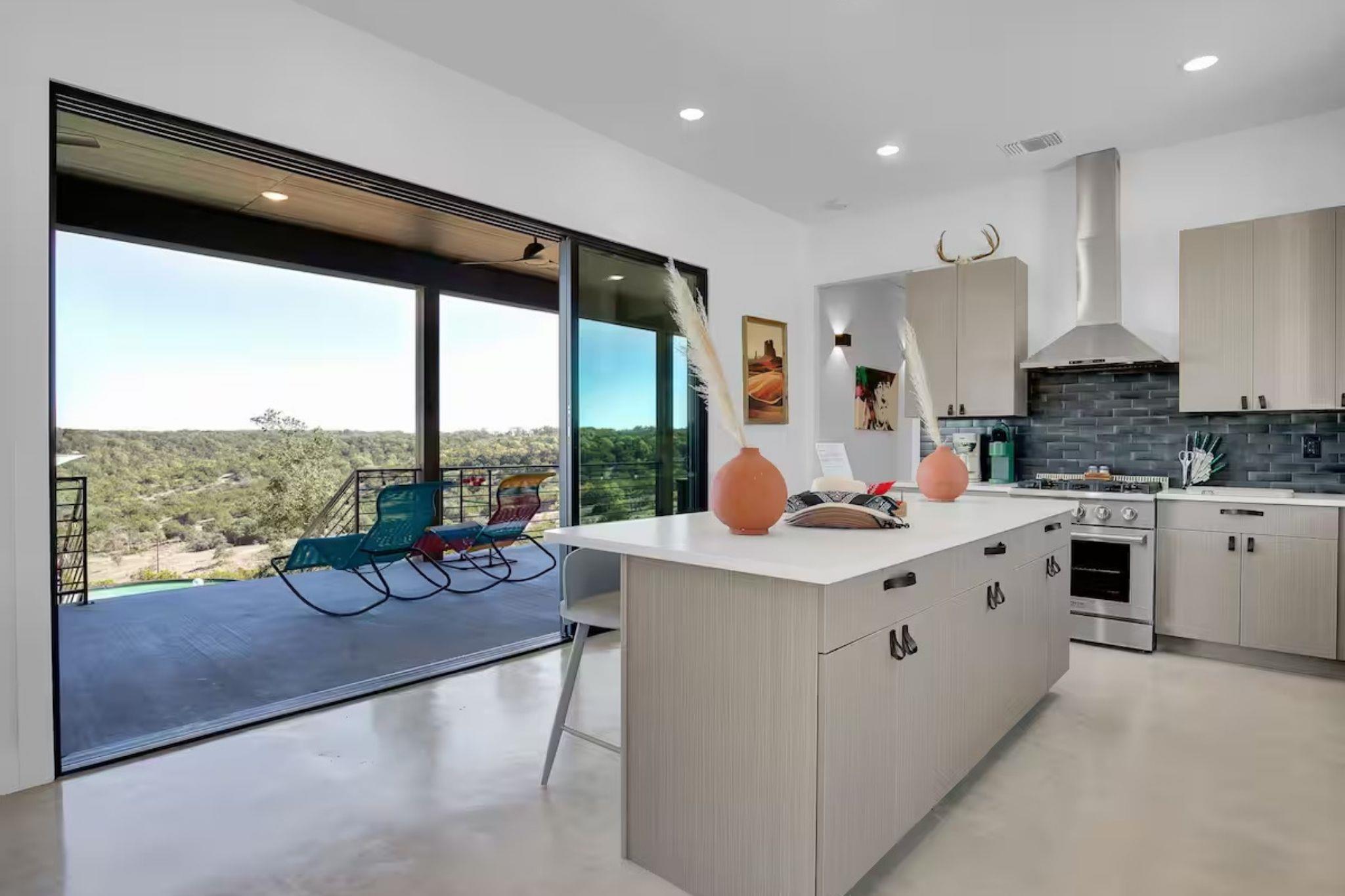 Image 9 of 40 For 11 Sacramento