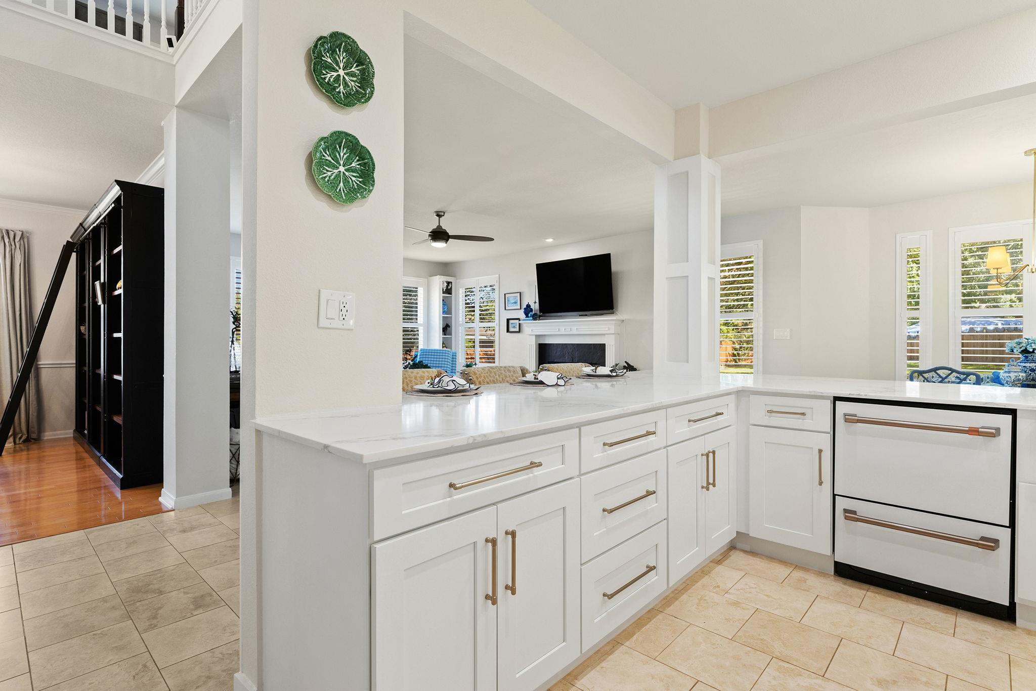 Image 11 of 40 For 2902 Cedar Crest Cir