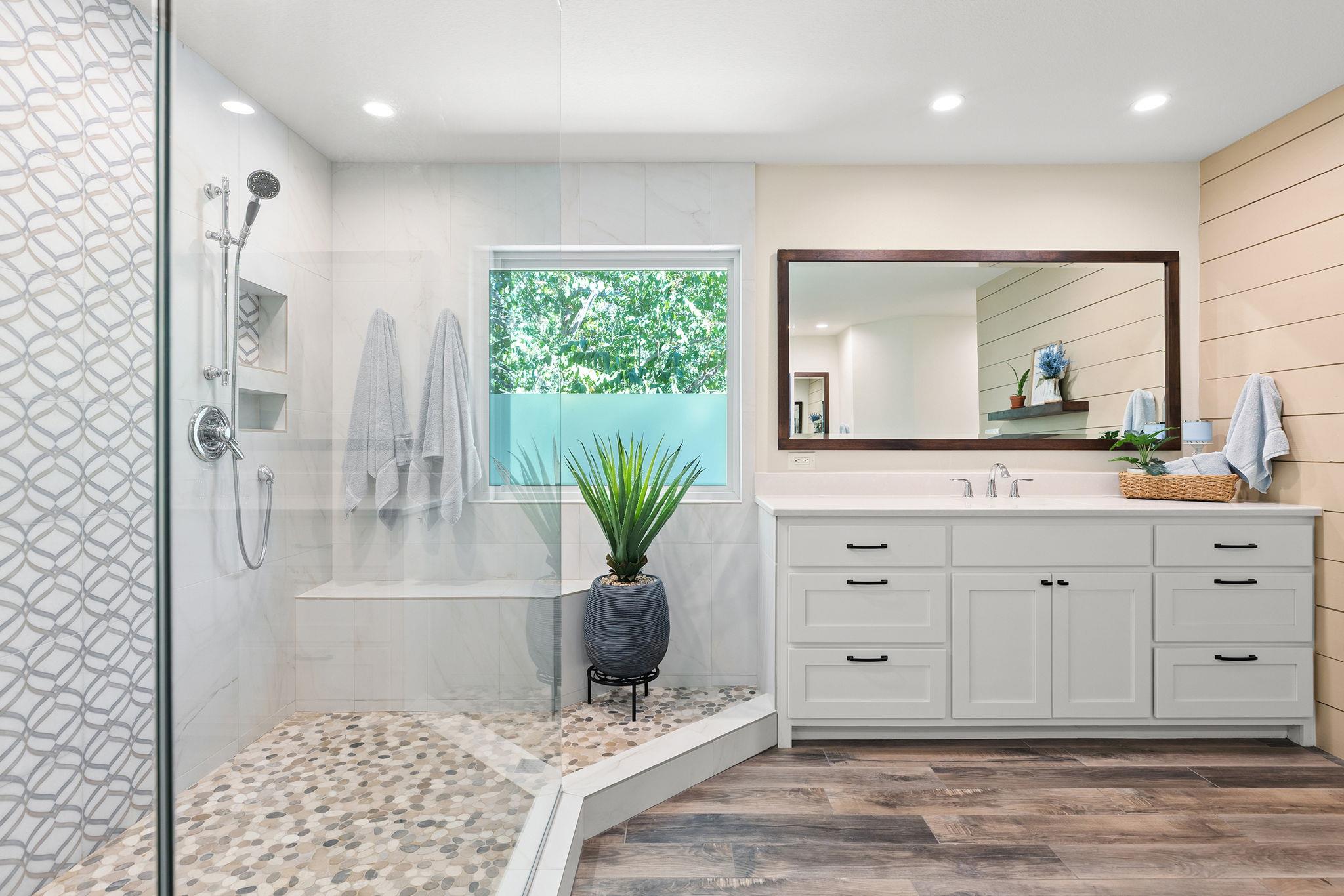 Image 19 of 40 For 2902 Cedar Crest Cir