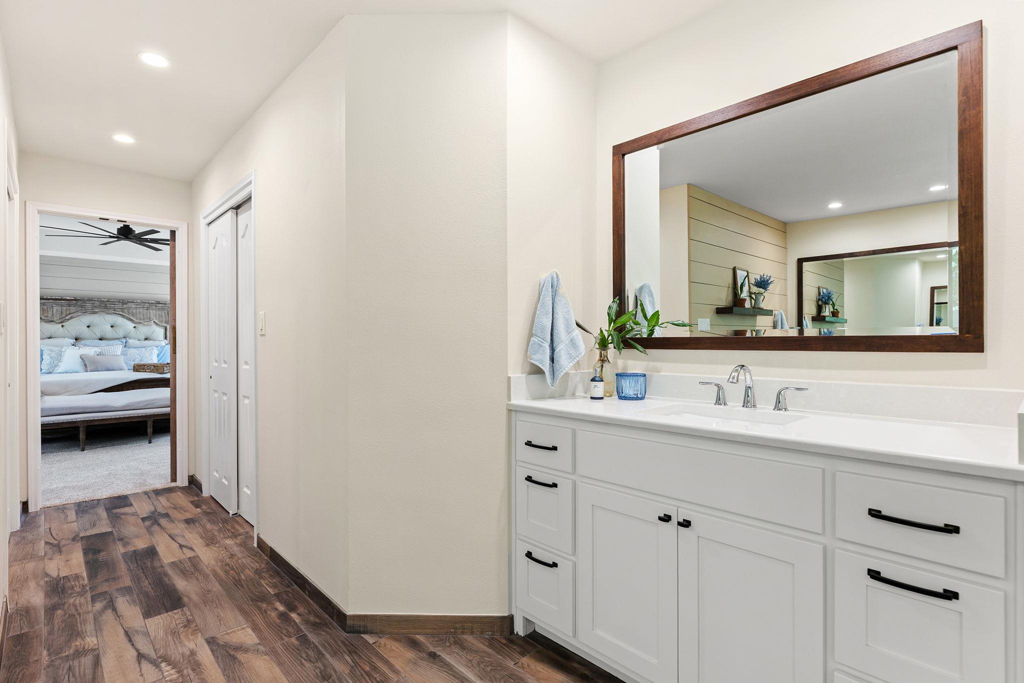 Image 21 of 40 For 2902 Cedar Crest Cir