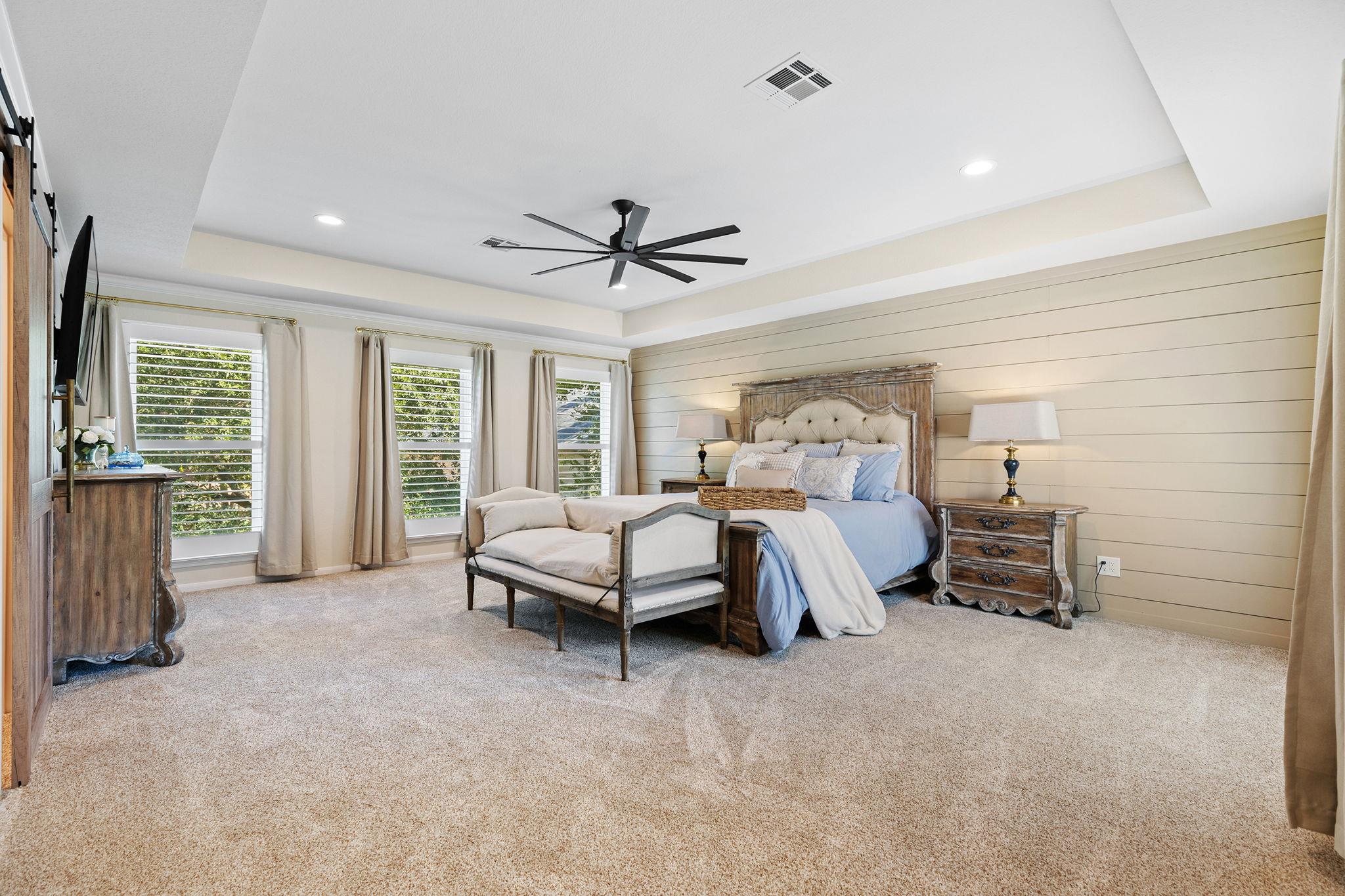 Image 3 of 40 For 2902 Cedar Crest Cir