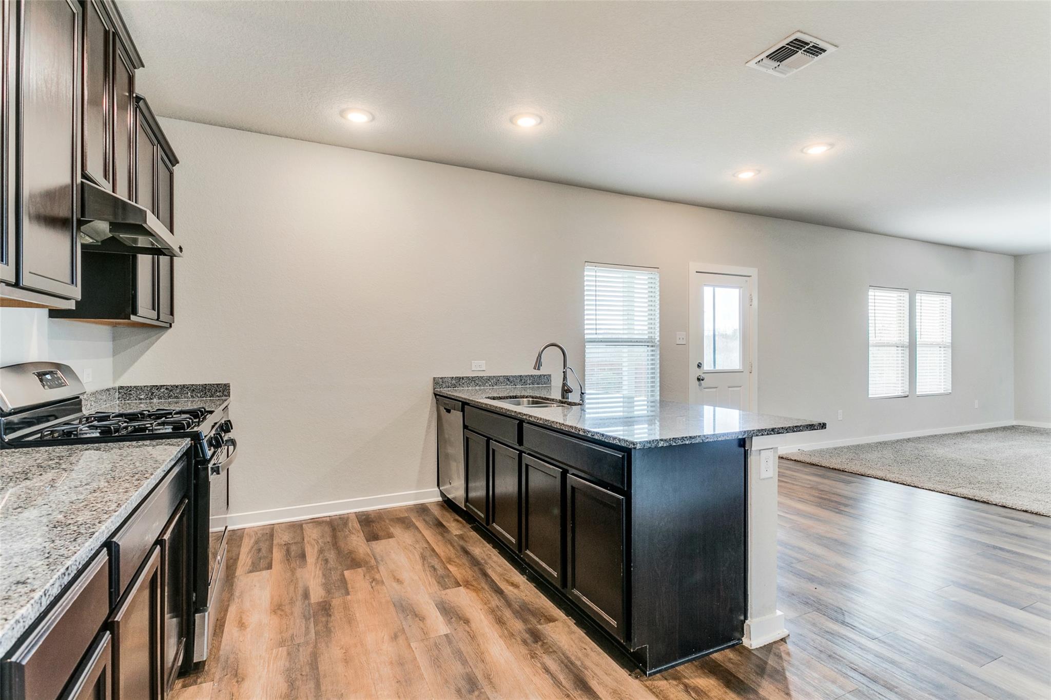 Image 6 of 13 For 9111 Spigel Way