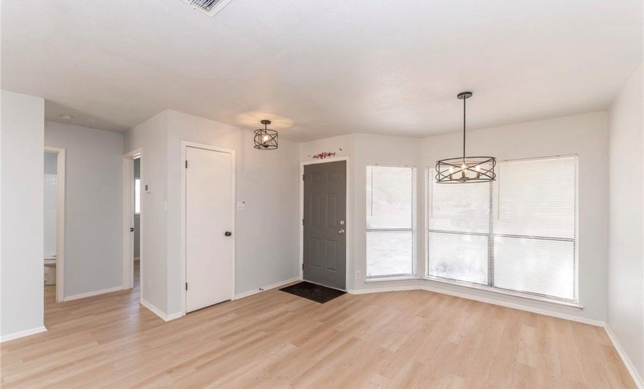 Image 9 of 19 For 11359 Spring Crest