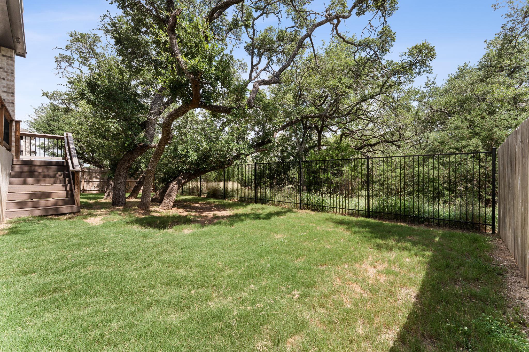 Image 34 of 39 For 2935 Mckinnie Park
