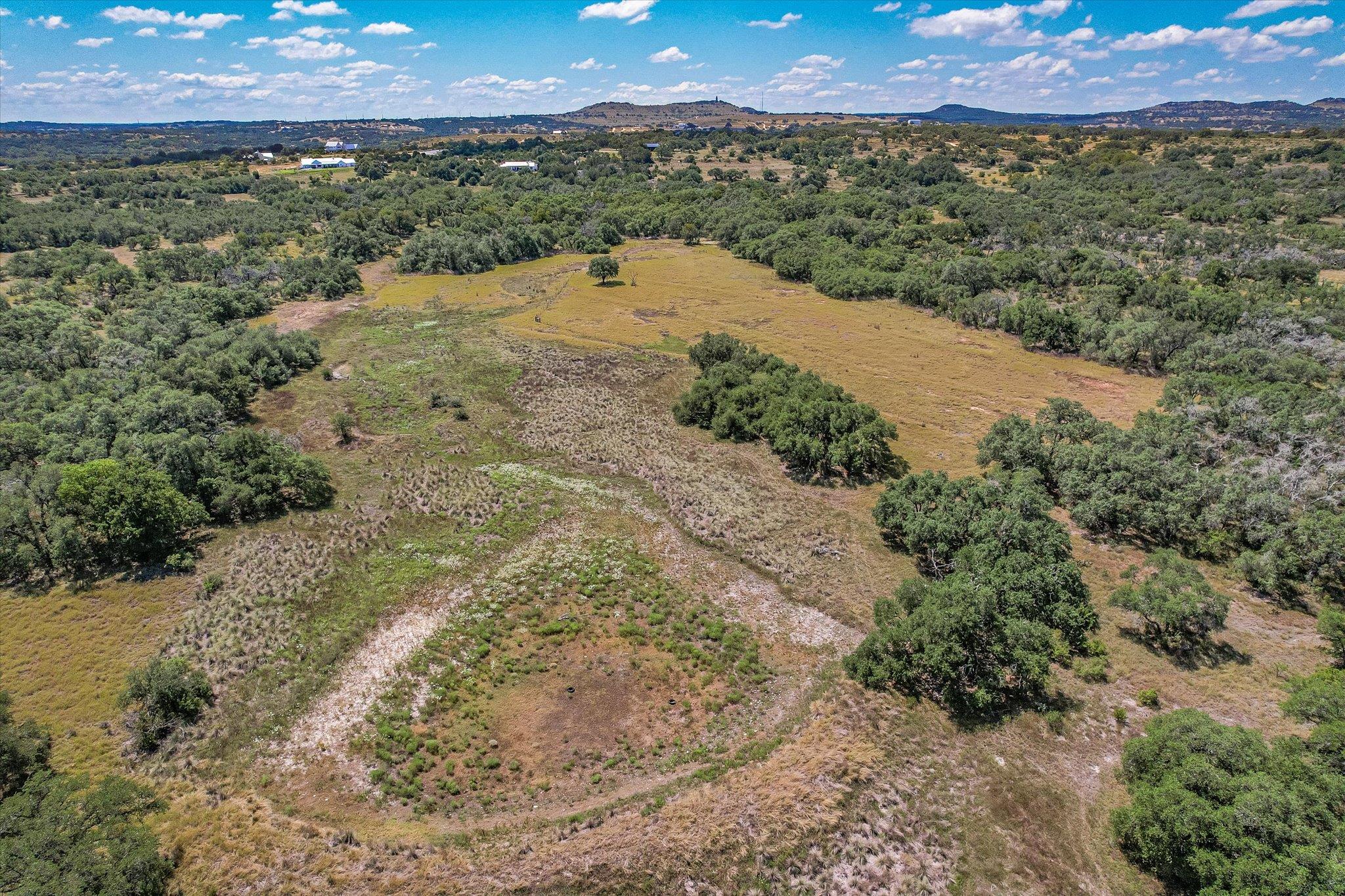 Image 27 of 40 For 878 Ranch Road 2766