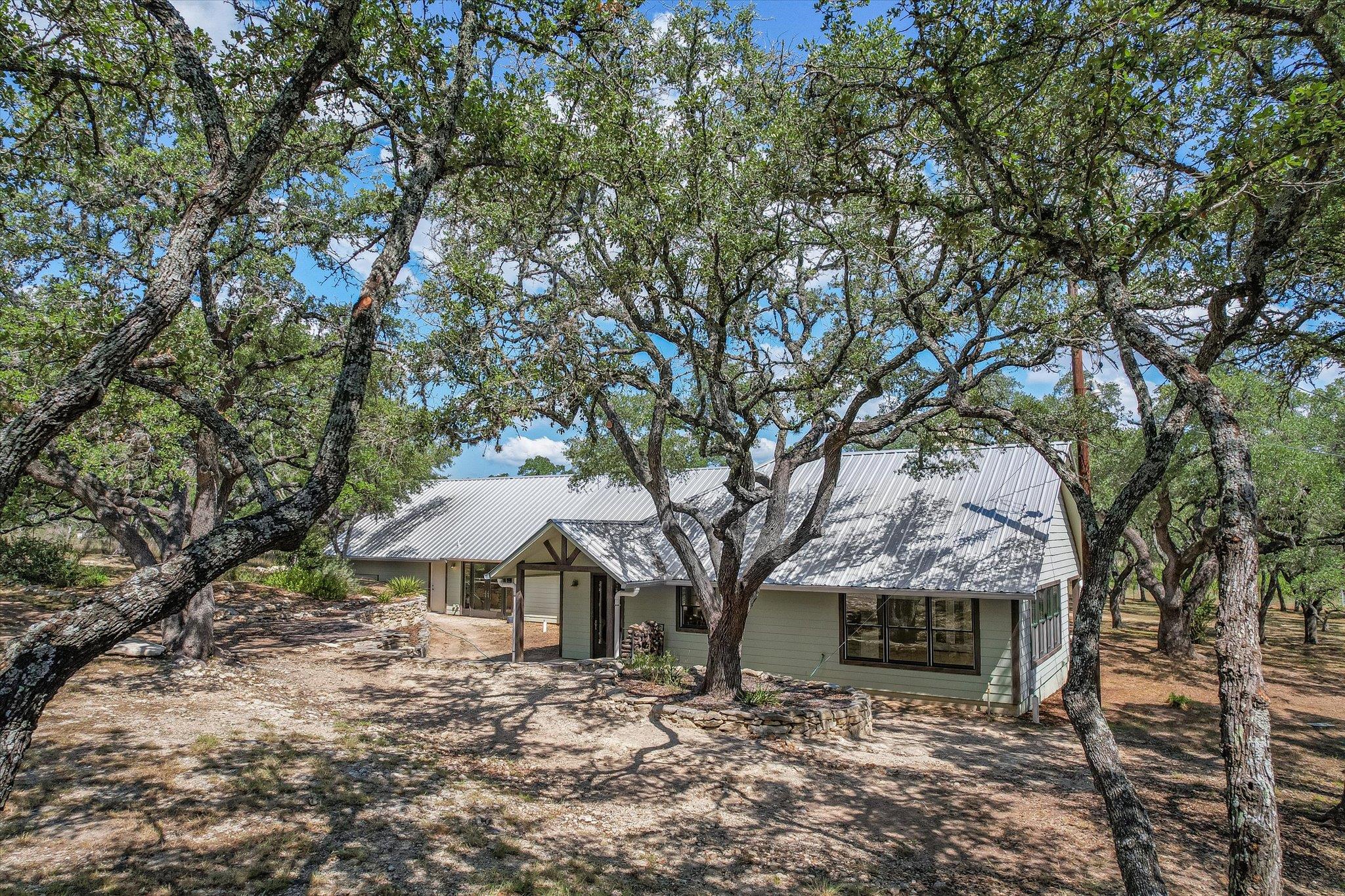 Image 6 of 40 For 878 Ranch Road 2766