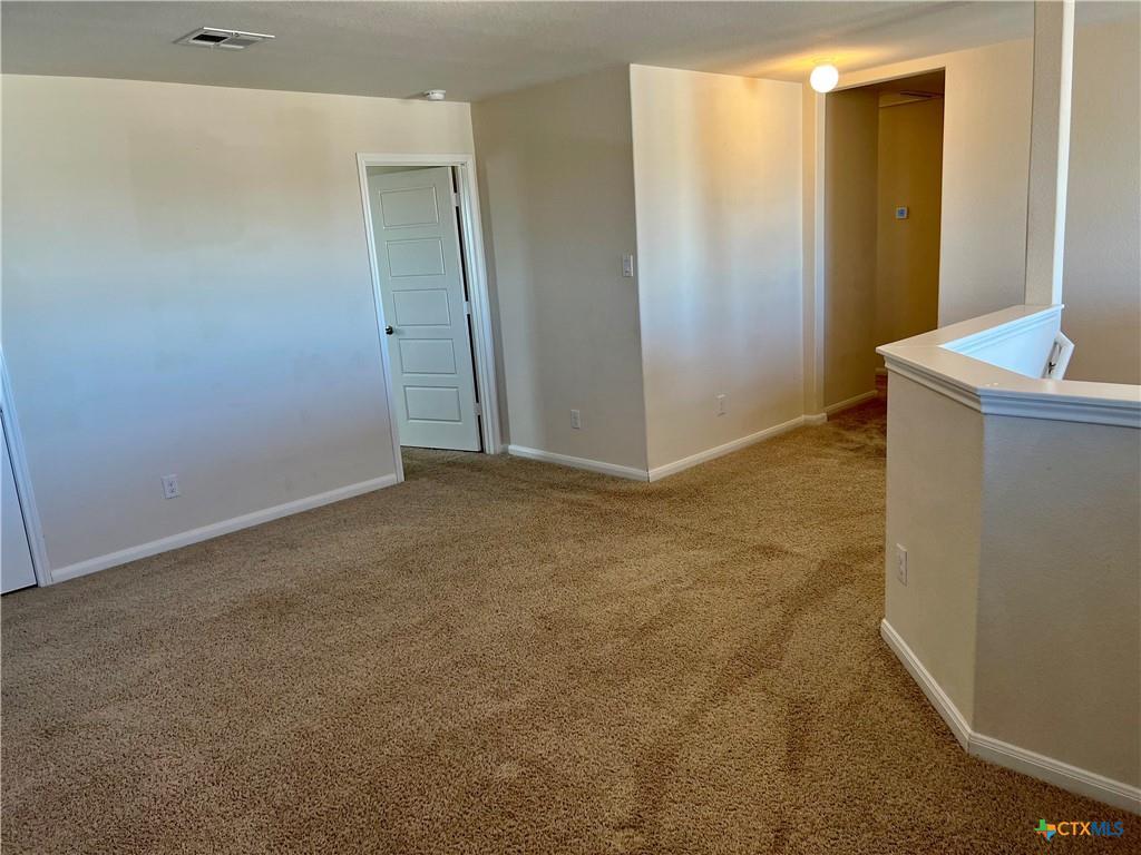 Image 13 of 20 For 533 Summersweet Rd