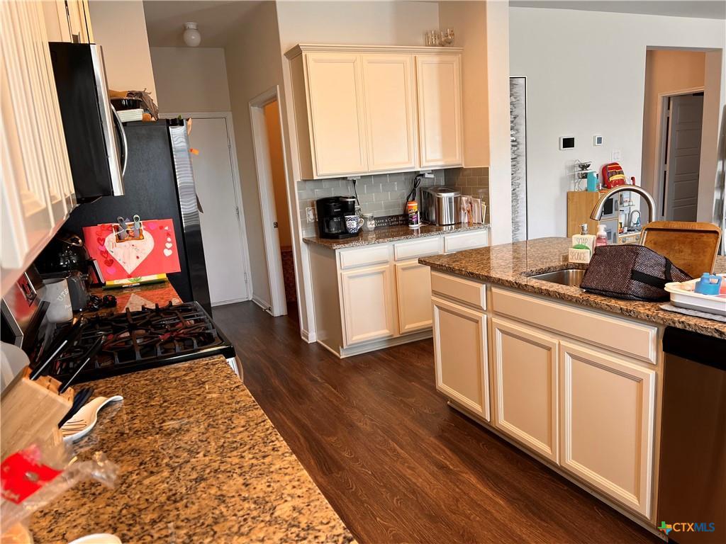 Image 6 of 20 For 533 Summersweet Rd