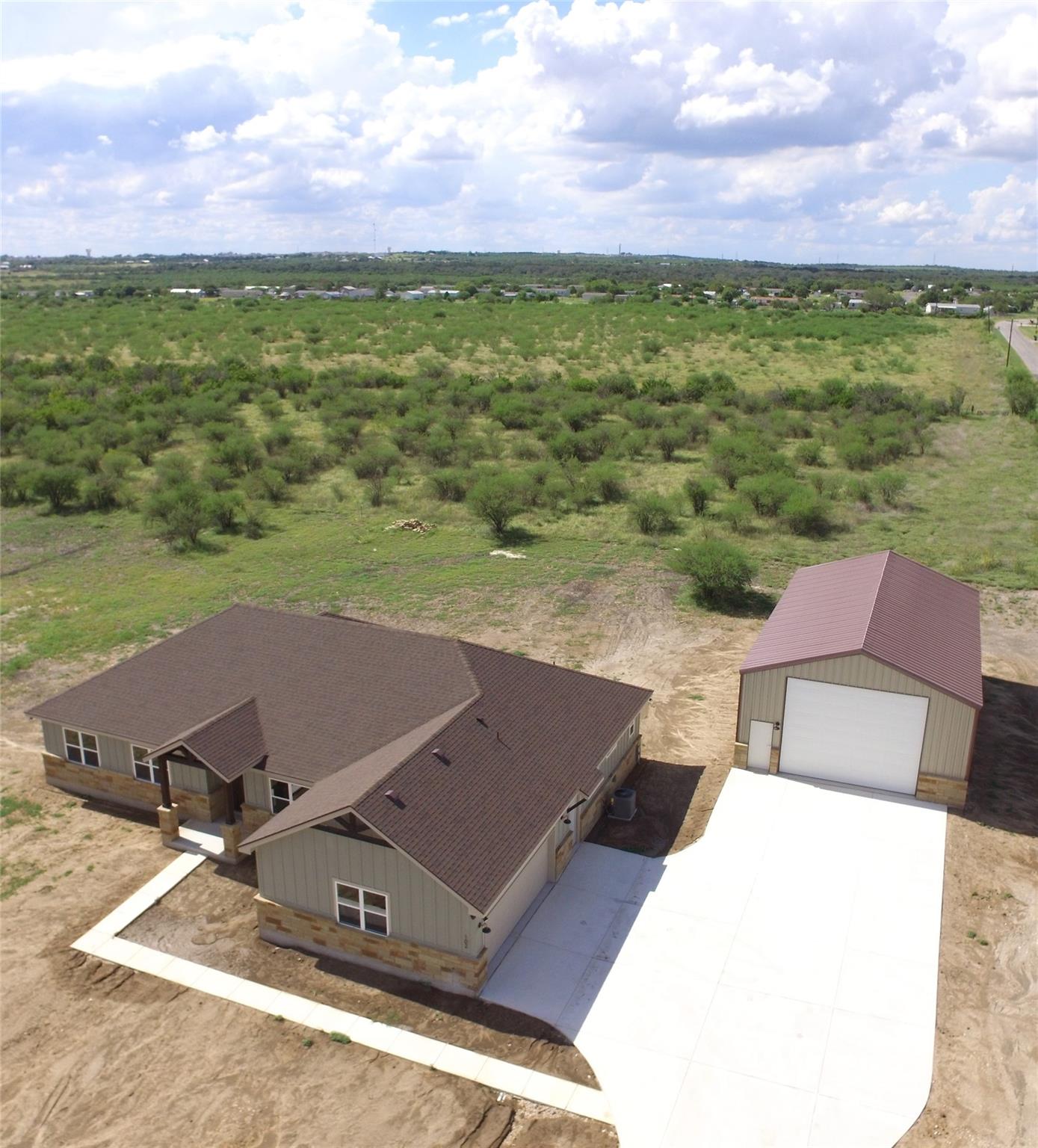 Details for 102 Wild Persimmon Trl, Marion, TX 78124