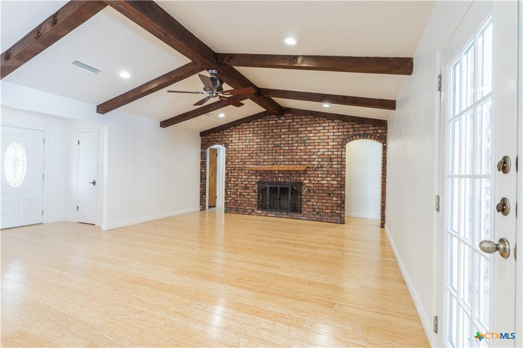 Image 11 of 40 For 710 Fawn Trl