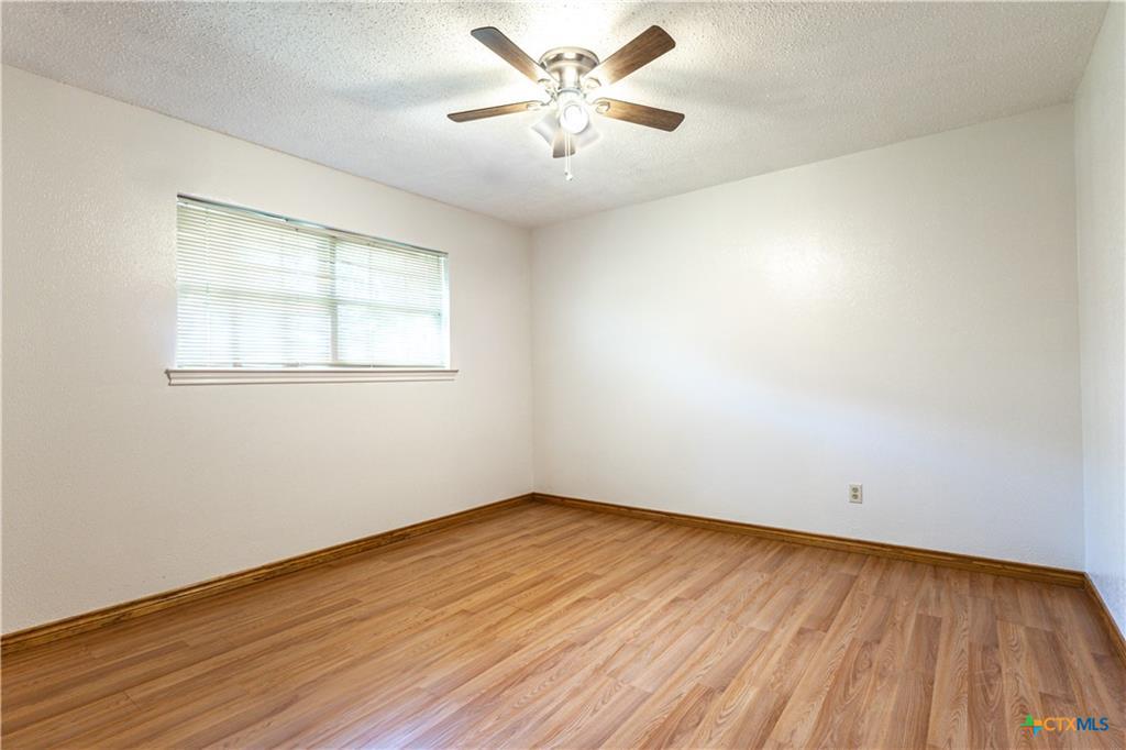 Image 31 of 40 For 710 Fawn Trl