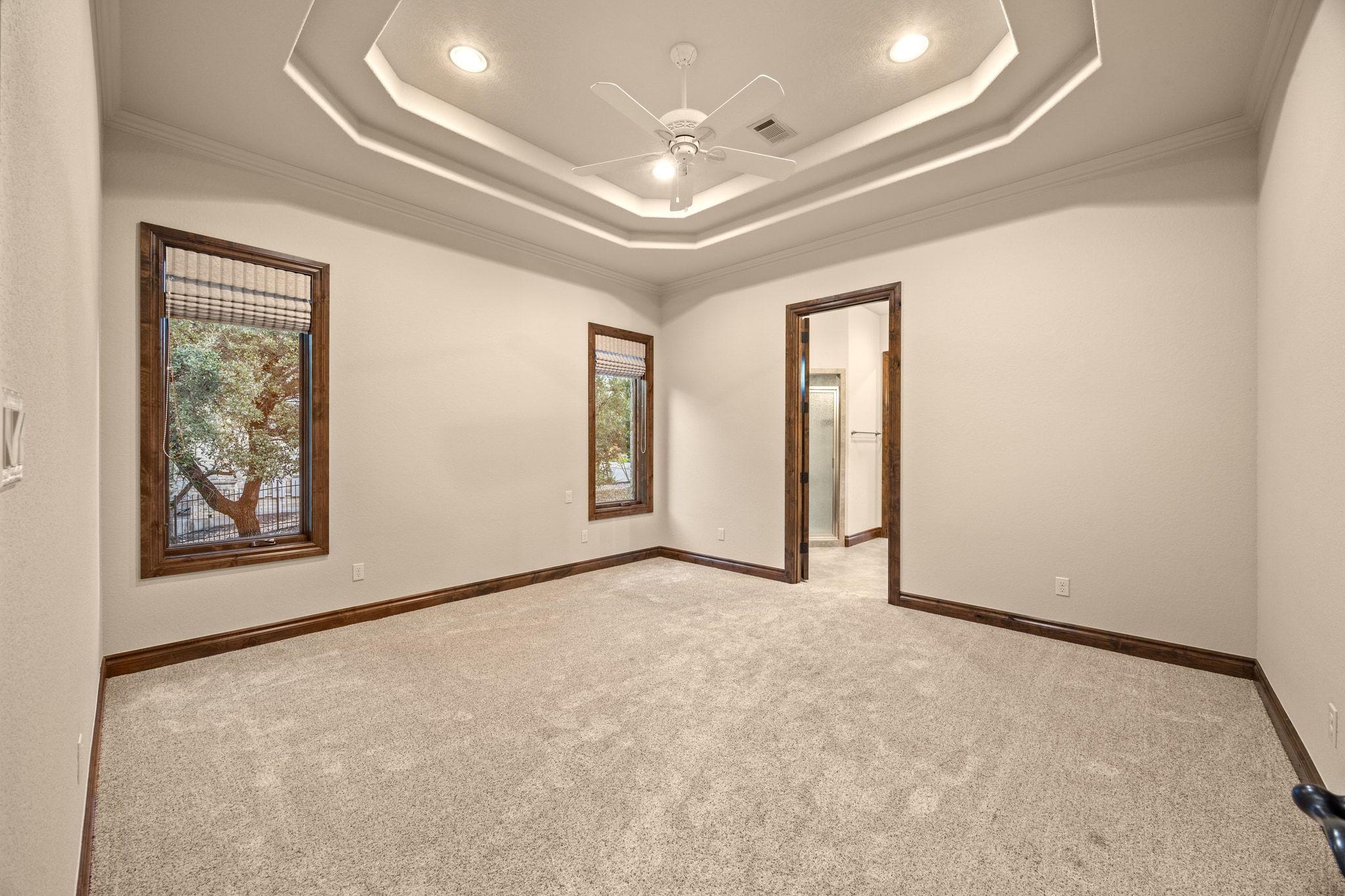 Image 25 of 39 For 3809 Verano Dr