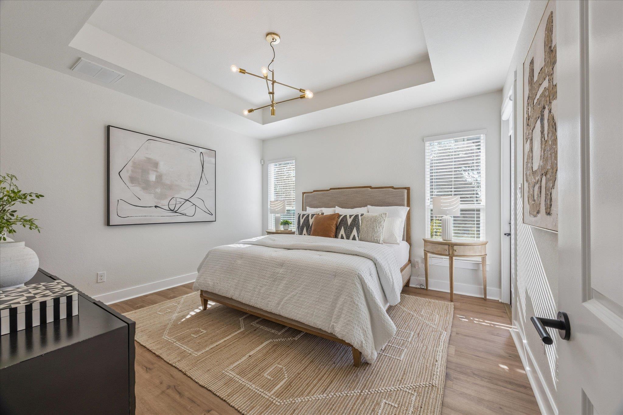 Image 13 of 35 For 2902 Summit Dr