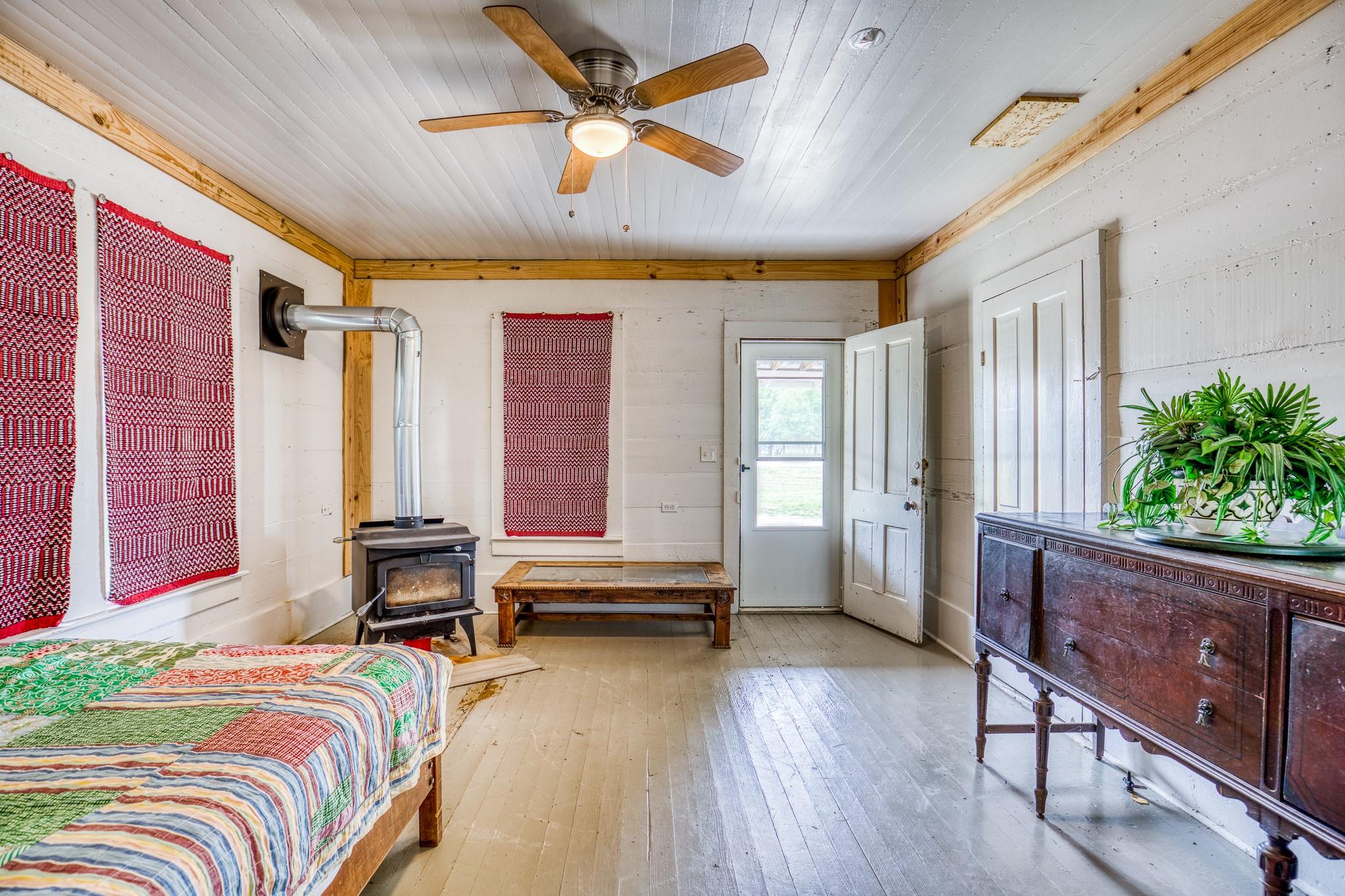 Image 14 of 38 For 11235 Highway 159 W