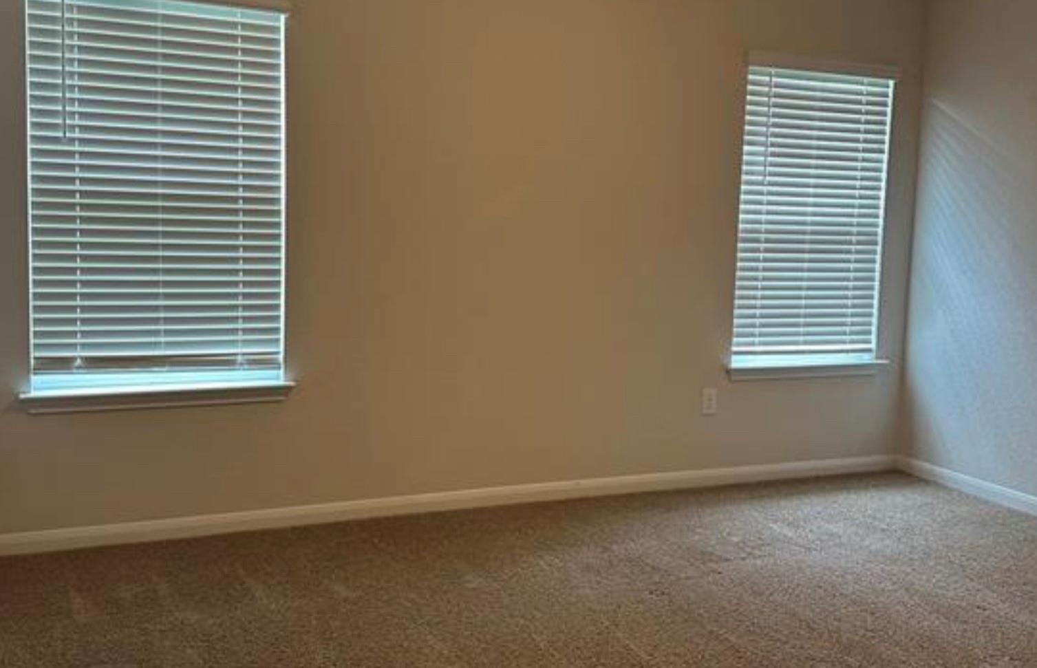 Image 10 of 15 For 364 Huntsman Way