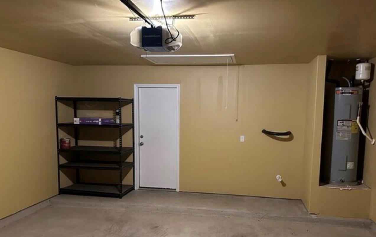 Image 14 of 15 For 364 Huntsman Way