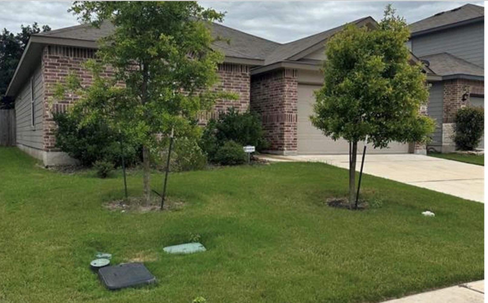 Image 2 of 15 For 364 Huntsman Way