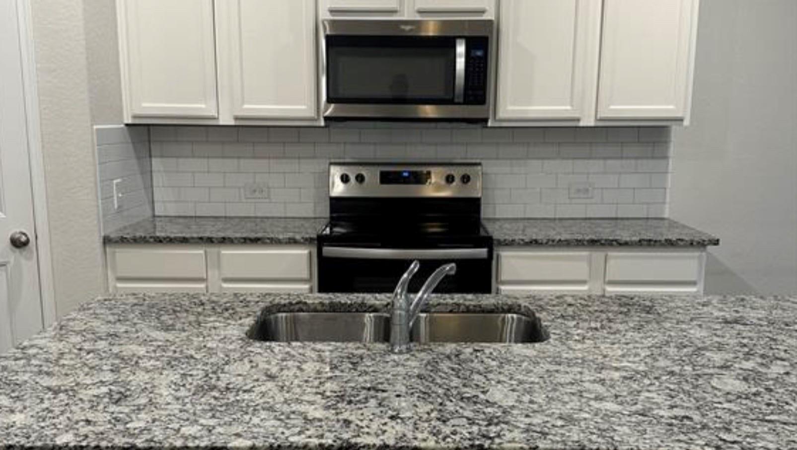 Image 4 of 15 For 364 Huntsman Way