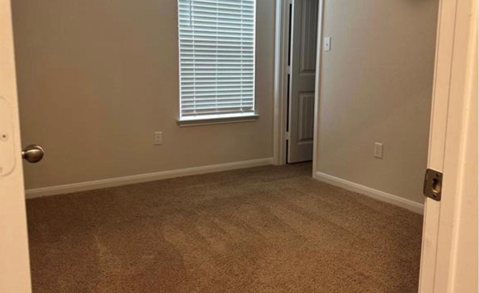 Image 8 of 15 For 364 Huntsman Way