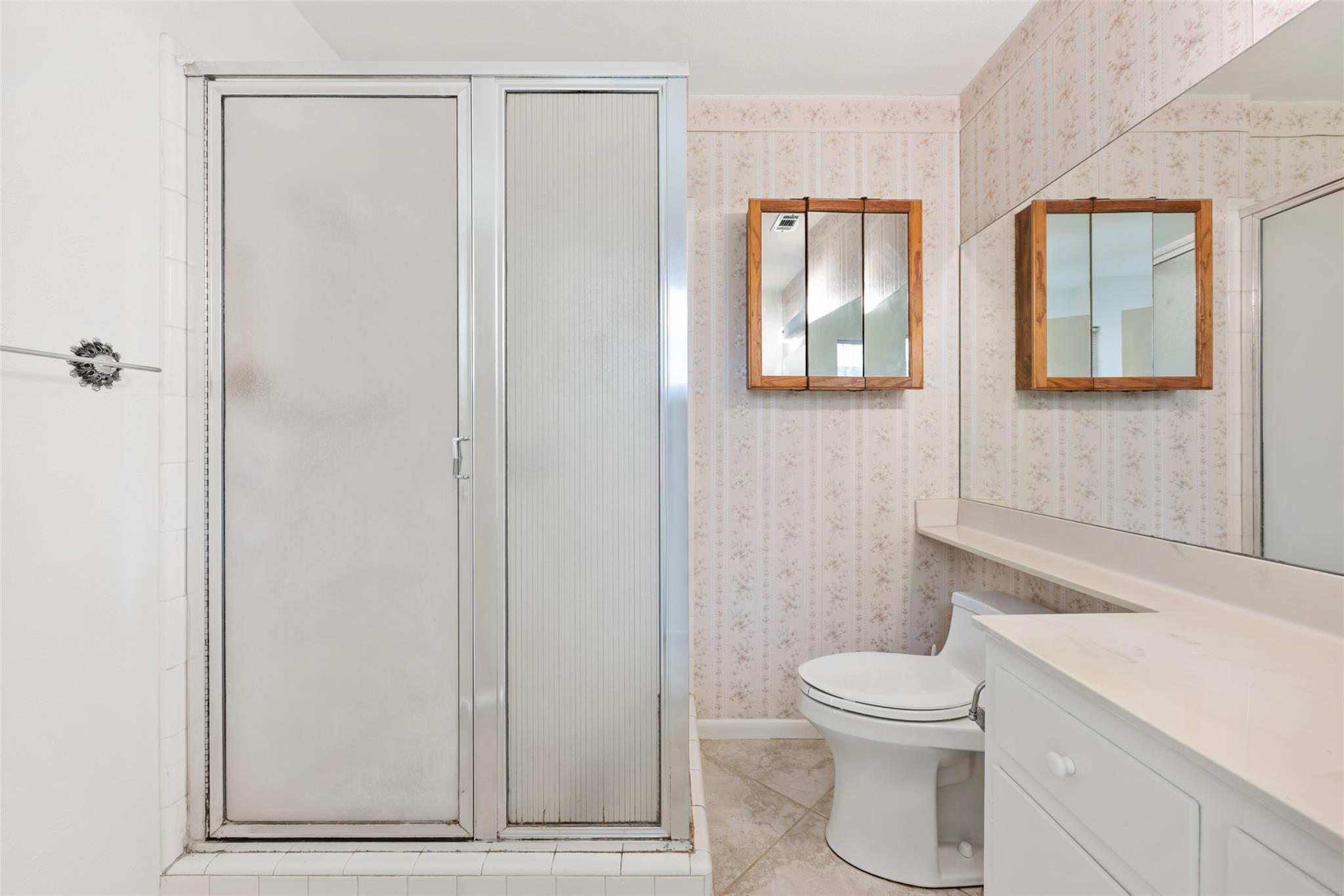 Image 17 of 22 For 11907 Highland Oaks Trl