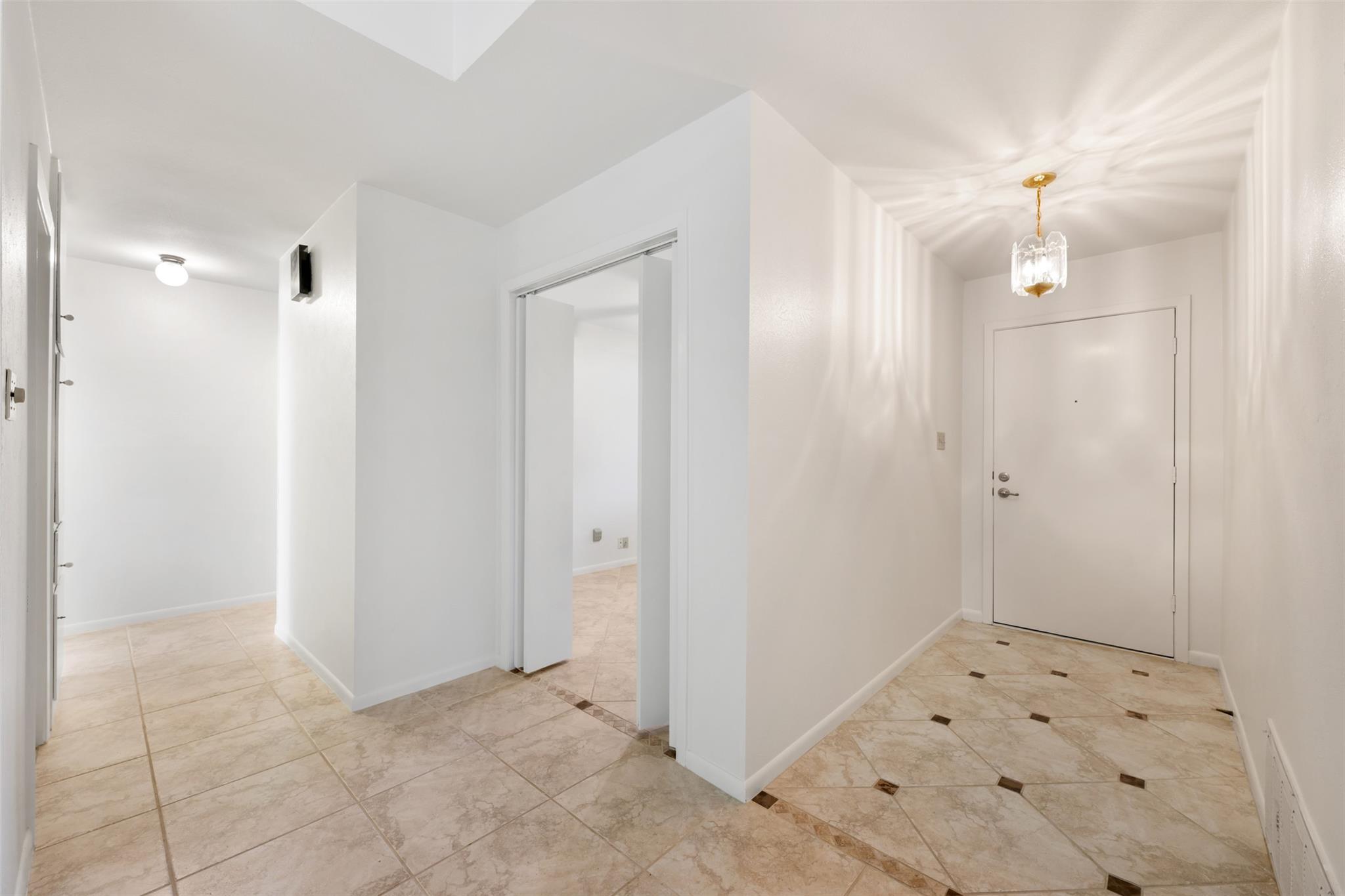 Image 2 of 22 For 11907 Highland Oaks Trl