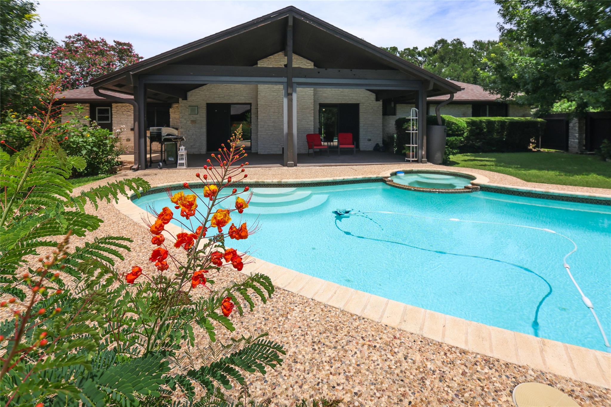 Details for 3103 Fox Hollow St, Round Rock, TX 78681