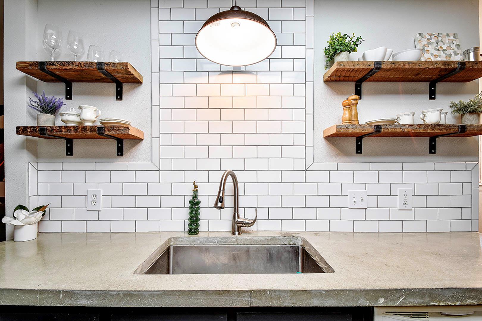 Image 13 of 26 For 937 Sundance St