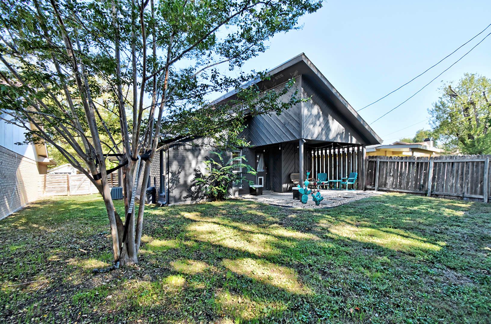 Image 23 of 26 For 937 Sundance St